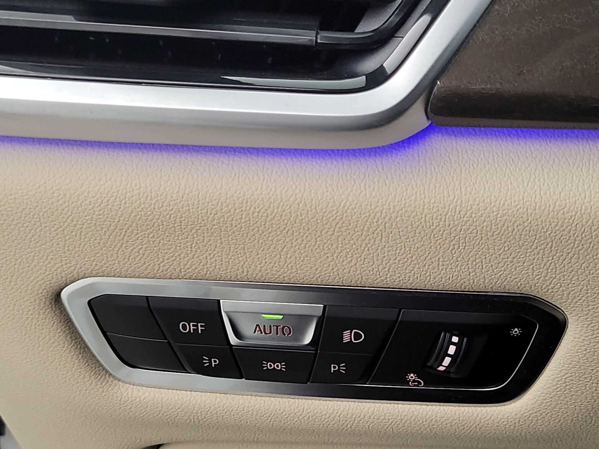 Thumbnail: 2022 BMW X5 - 13