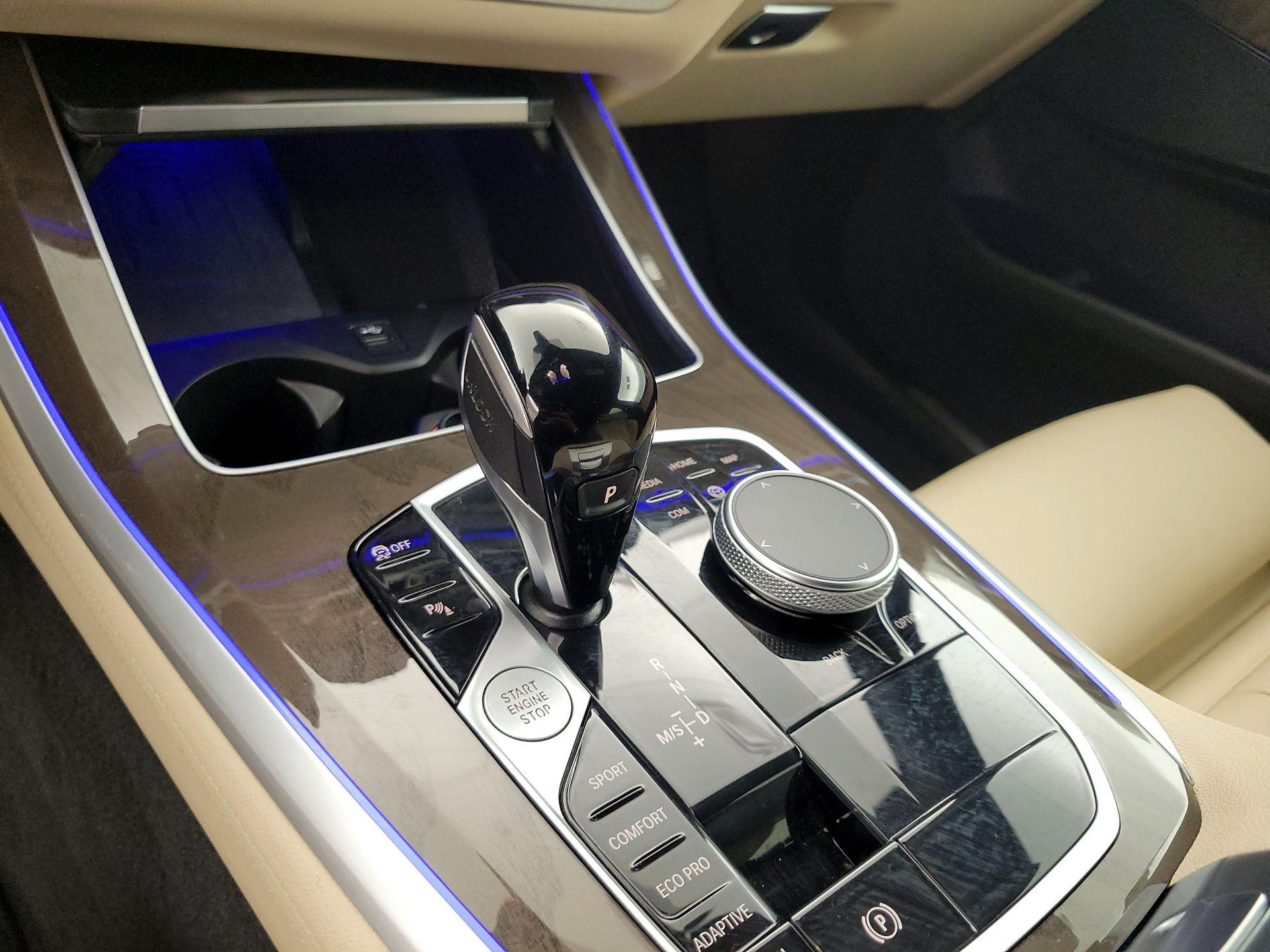 Thumbnail: 2022 BMW X5 - 17