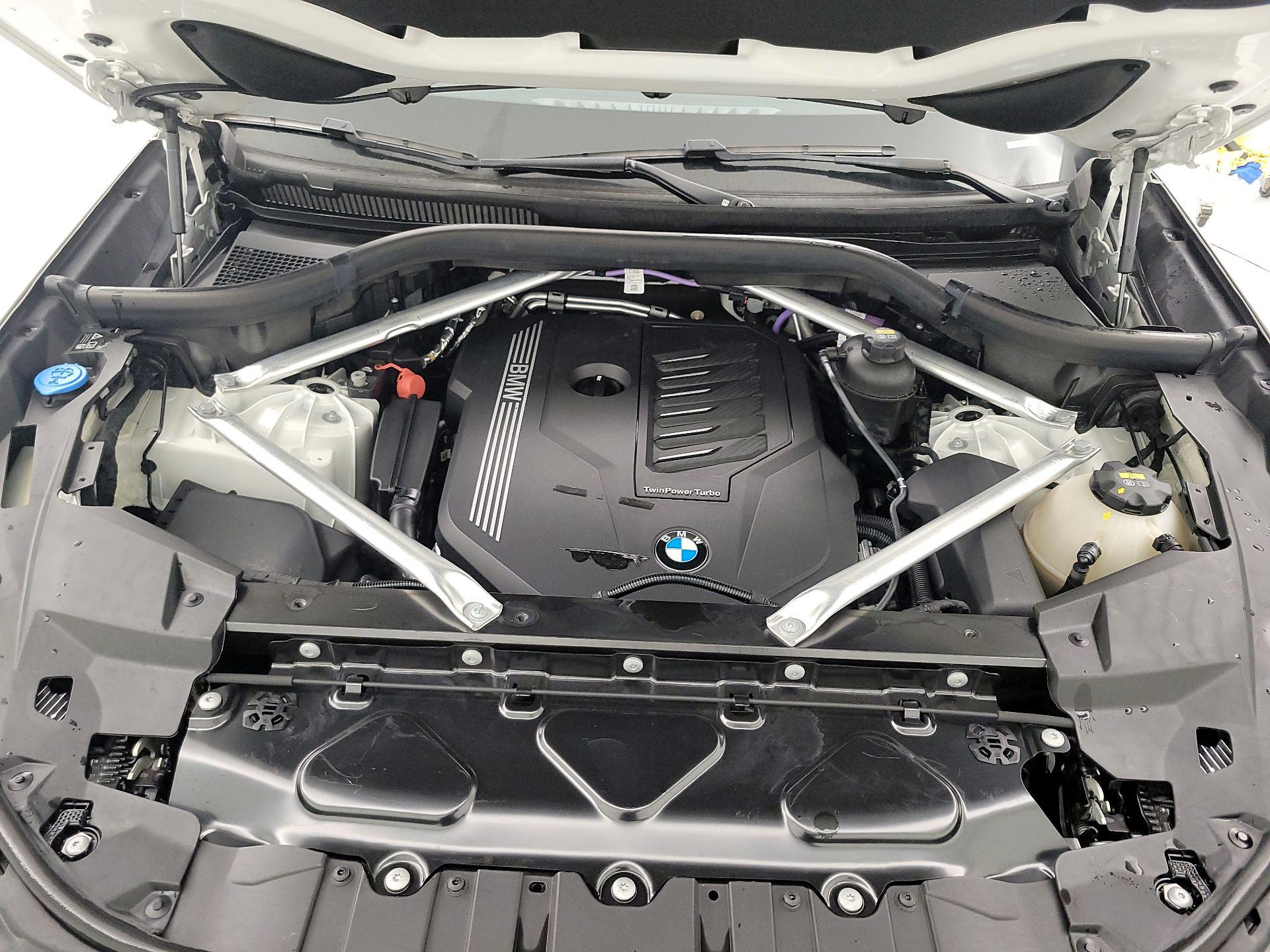 Thumbnail: 2022 BMW X5 - 20