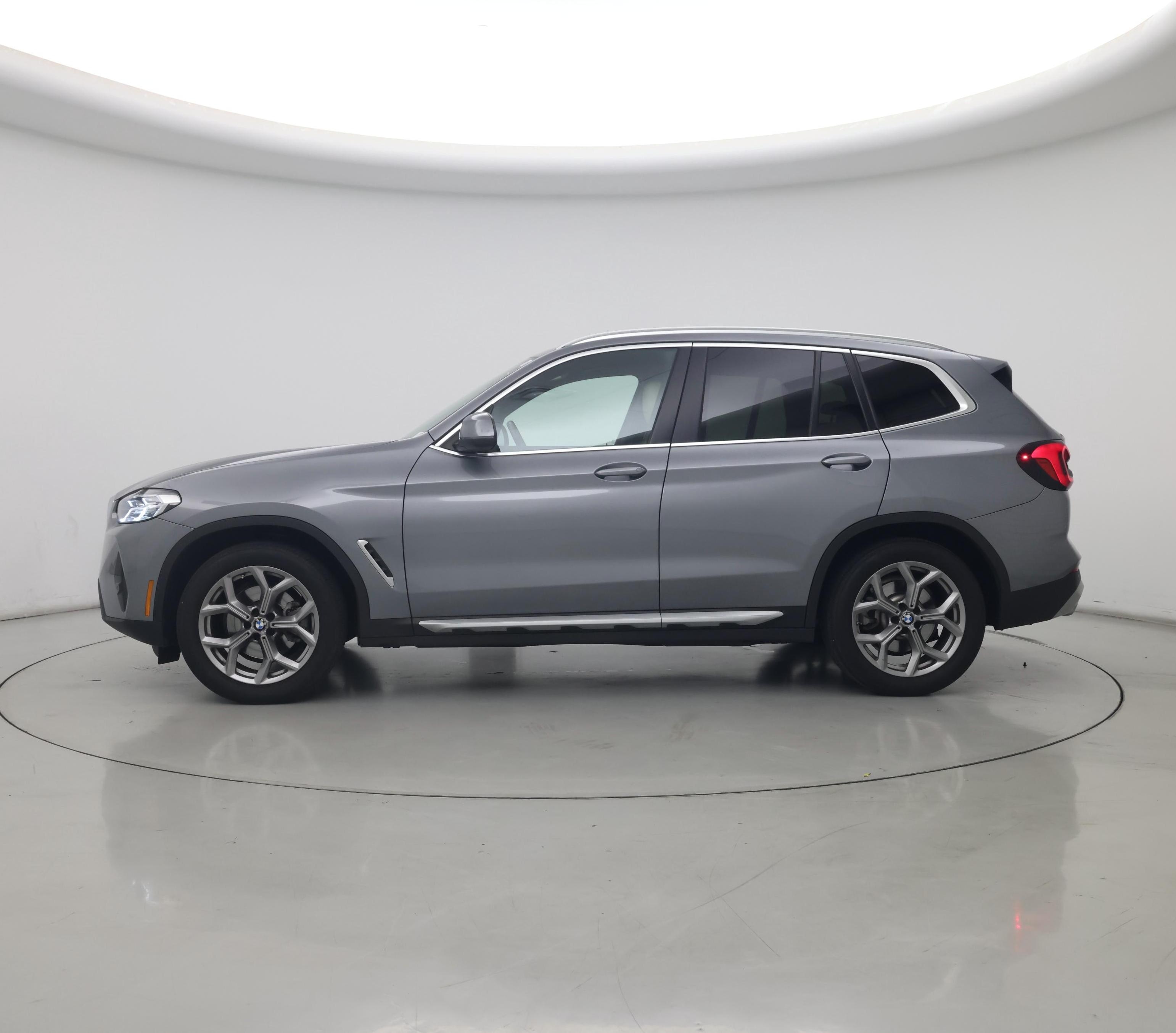 Thumbnail: 2023 BMW X3 - 3