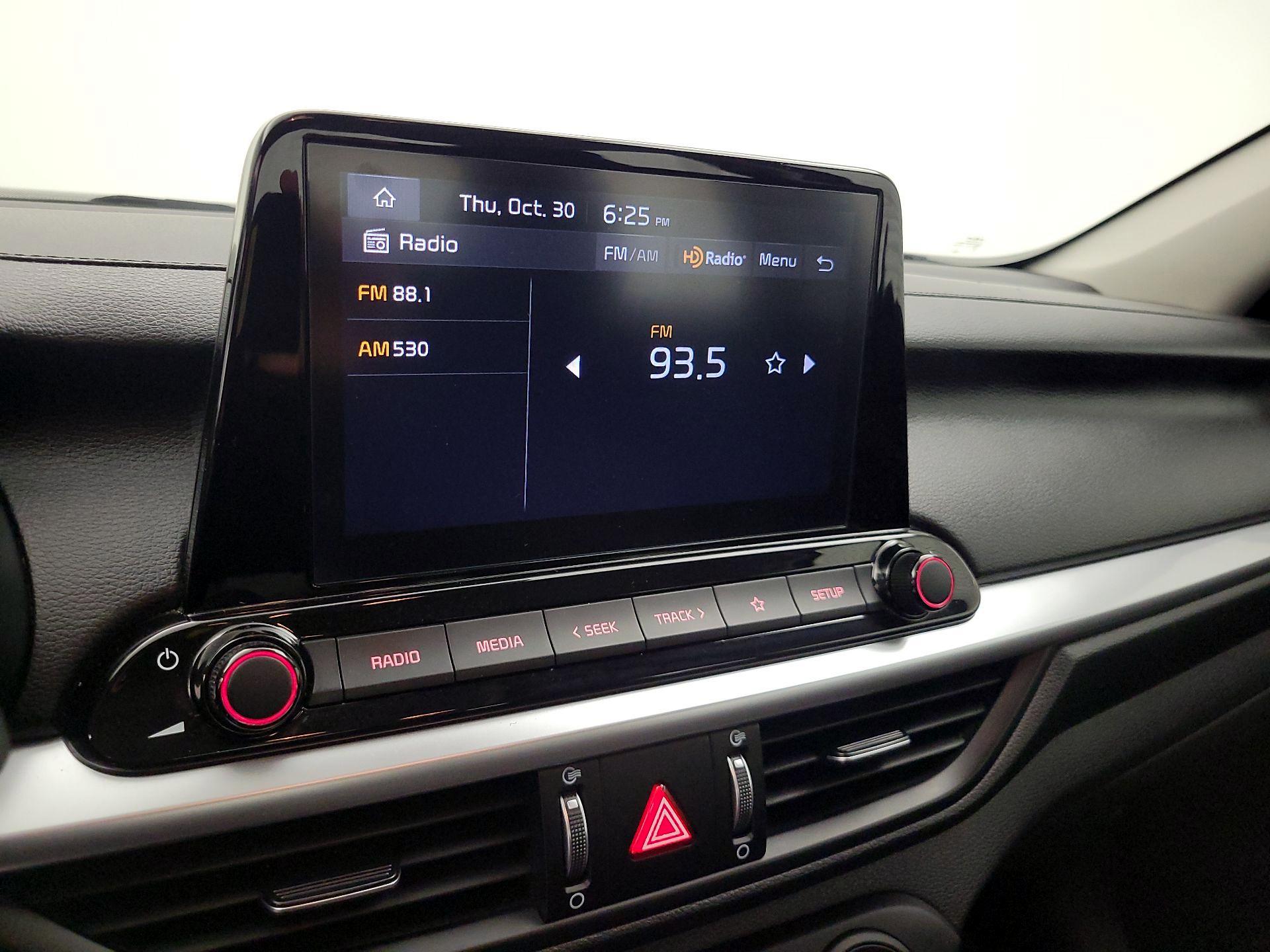 Thumbnail: 2023 Kia Forte - 15