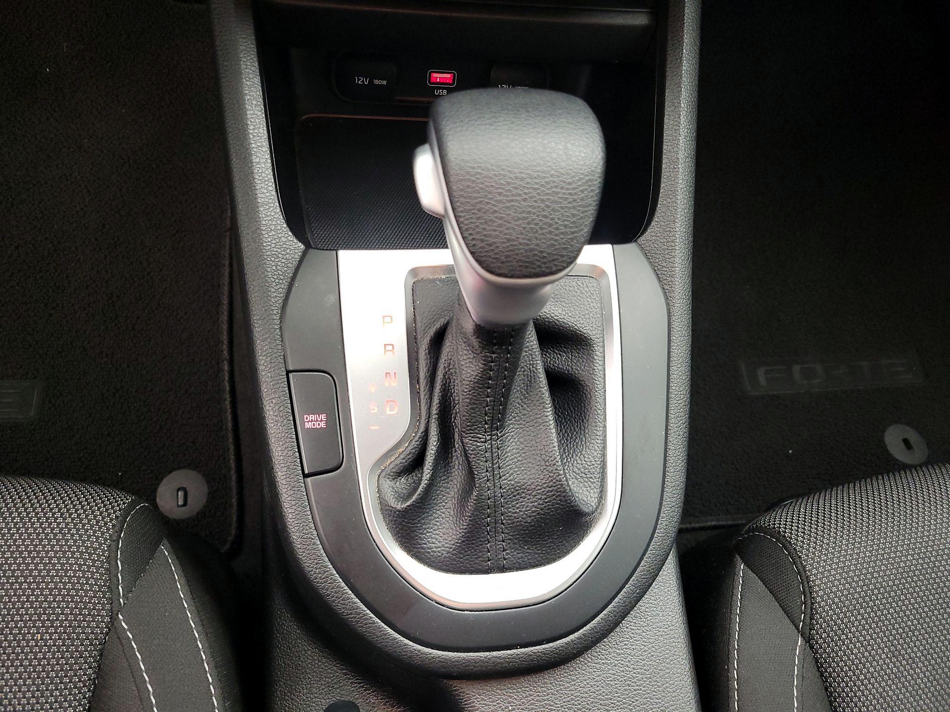 Thumbnail: 2023 Kia Forte - 17