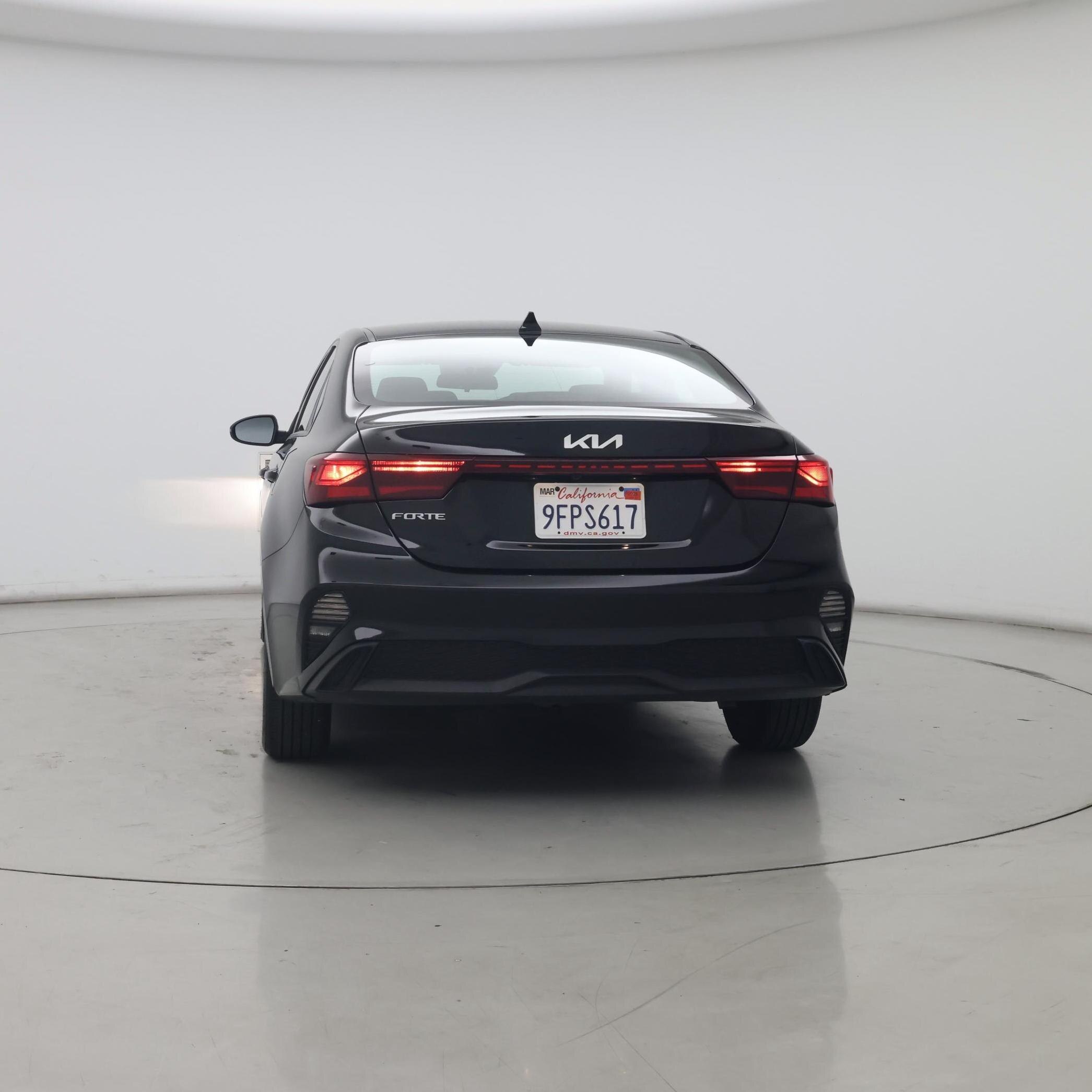 Thumbnail: 2023 Kia Forte - 6