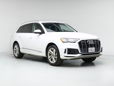 White 2023 Audi Q7 Premium Plus