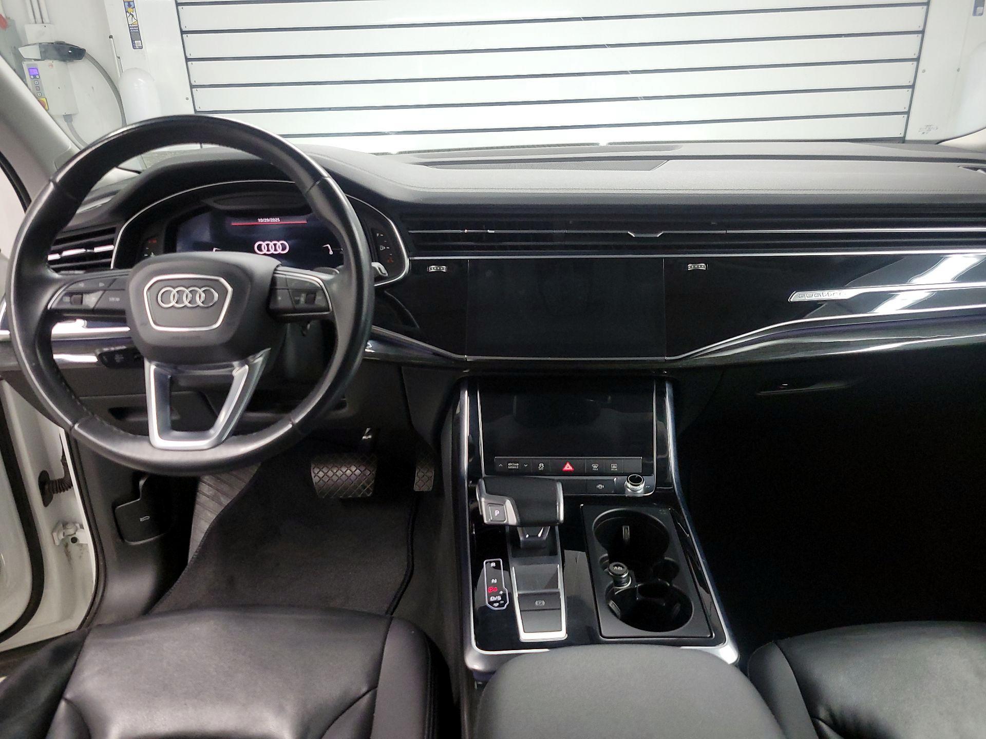 Thumbnail: 2023 Audi Q7 - 9