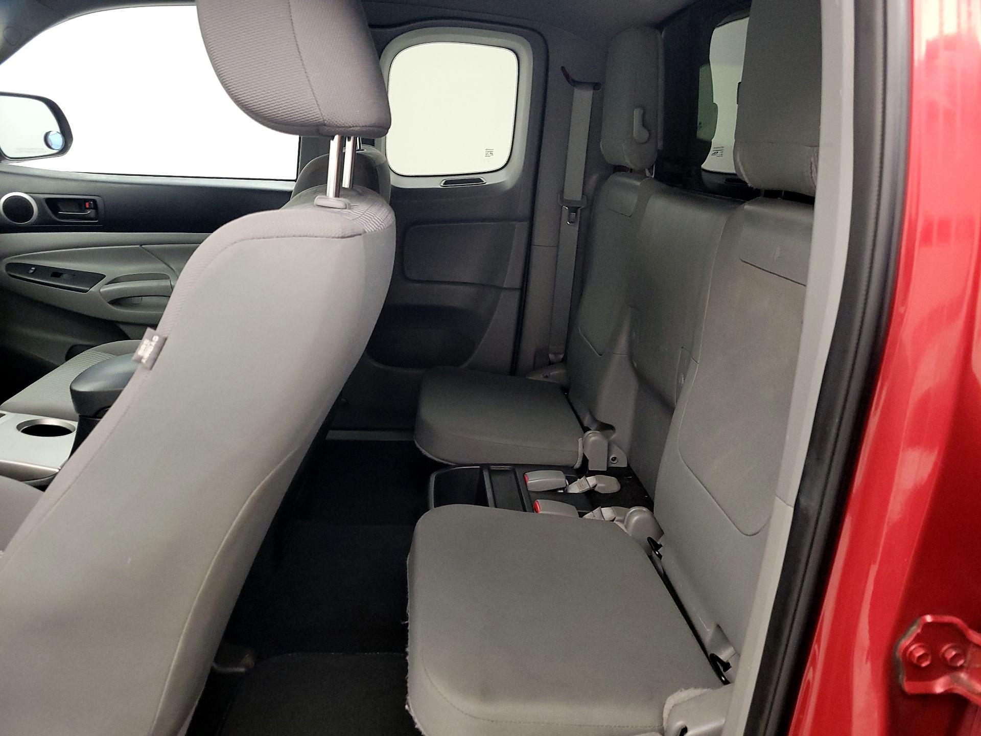 Thumbnail: 2014 Toyota Tacoma - 19