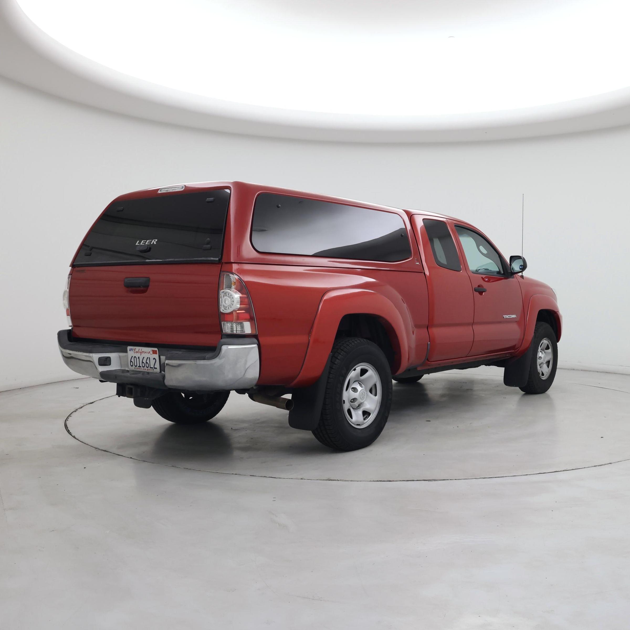 Thumbnail: 2014 Toyota Tacoma - 8