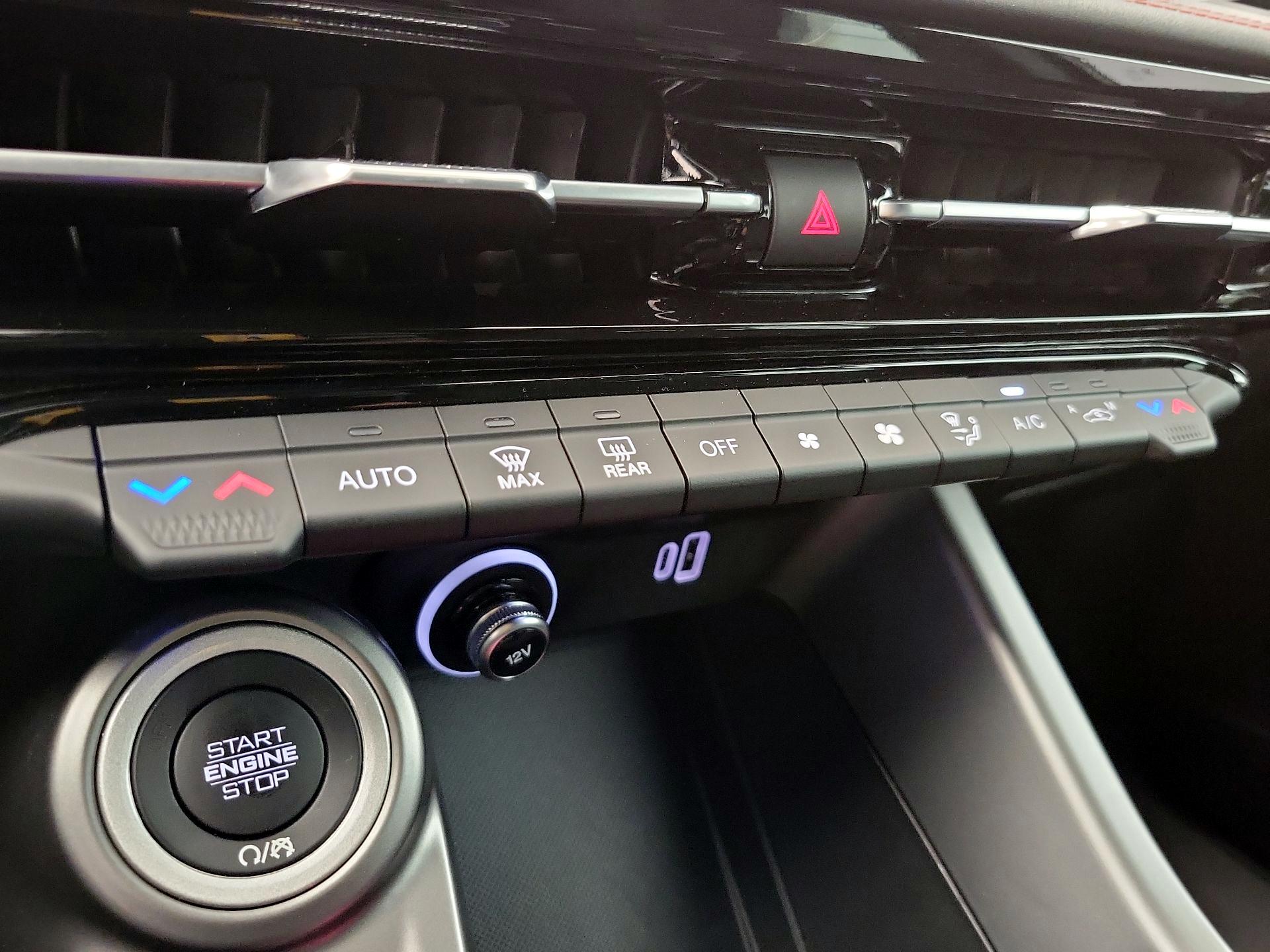 Thumbnail: 2024 Dodge Hornet - 16