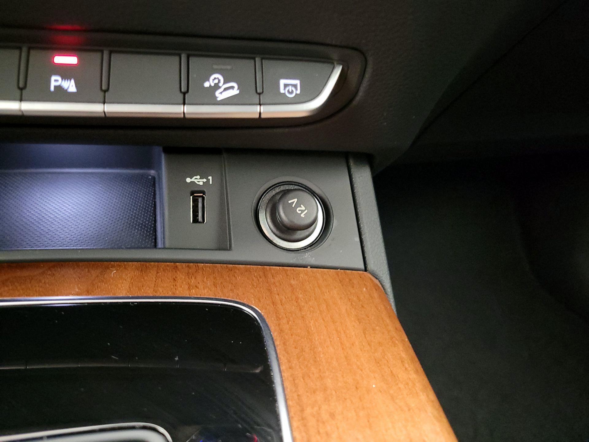 Thumbnail: 2023 Audi Q5 - 18