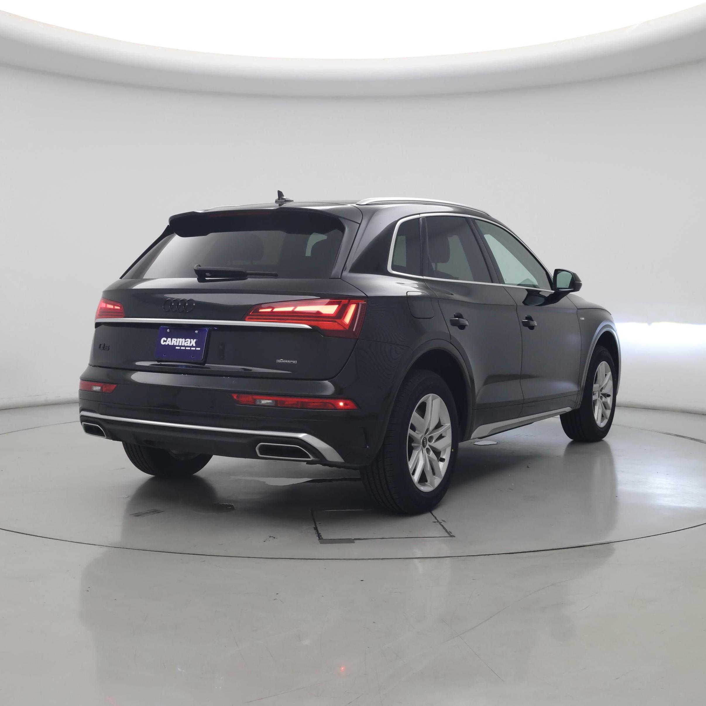 Thumbnail: 2023 Audi Q5 - 8