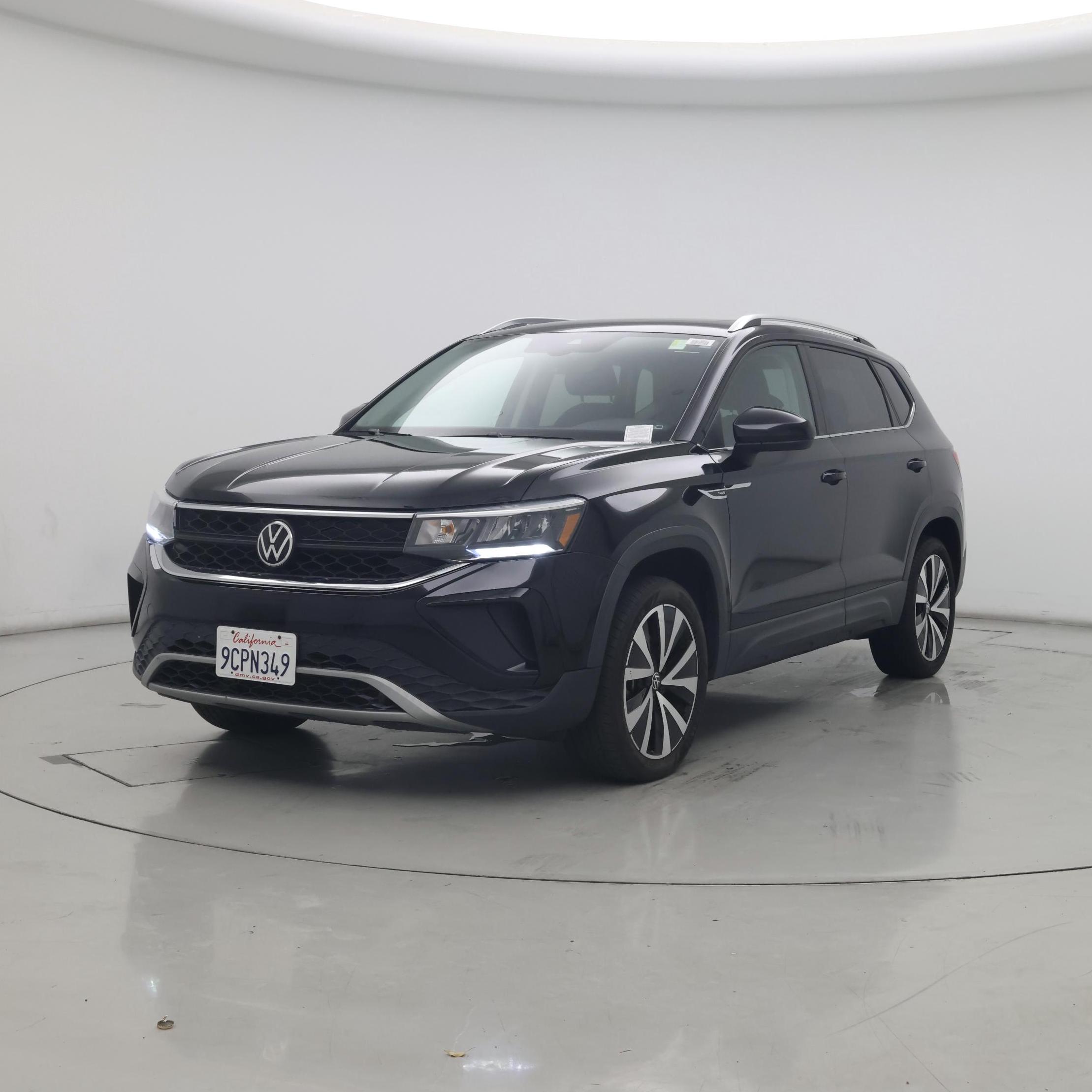 Thumbnail: 2022 Volkswagen Taos - 4