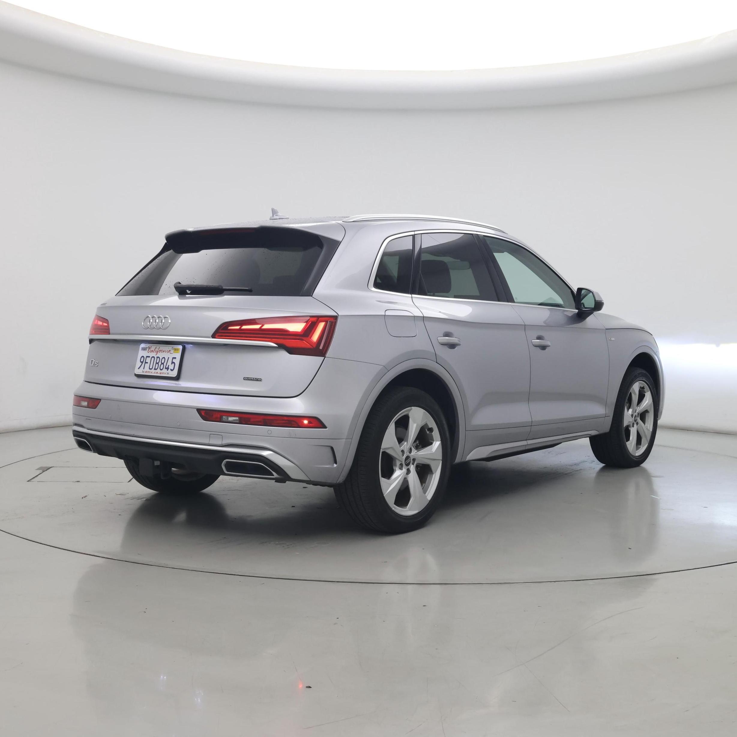 Thumbnail: 2023 Audi Q5 - 8