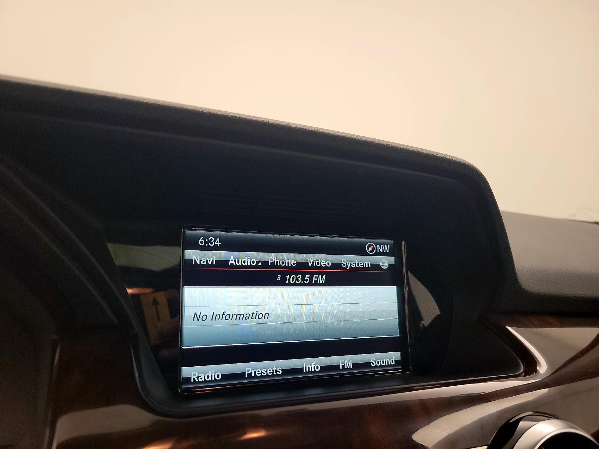 Thumbnail: 2015 Mercedes-Benz GLK - 15