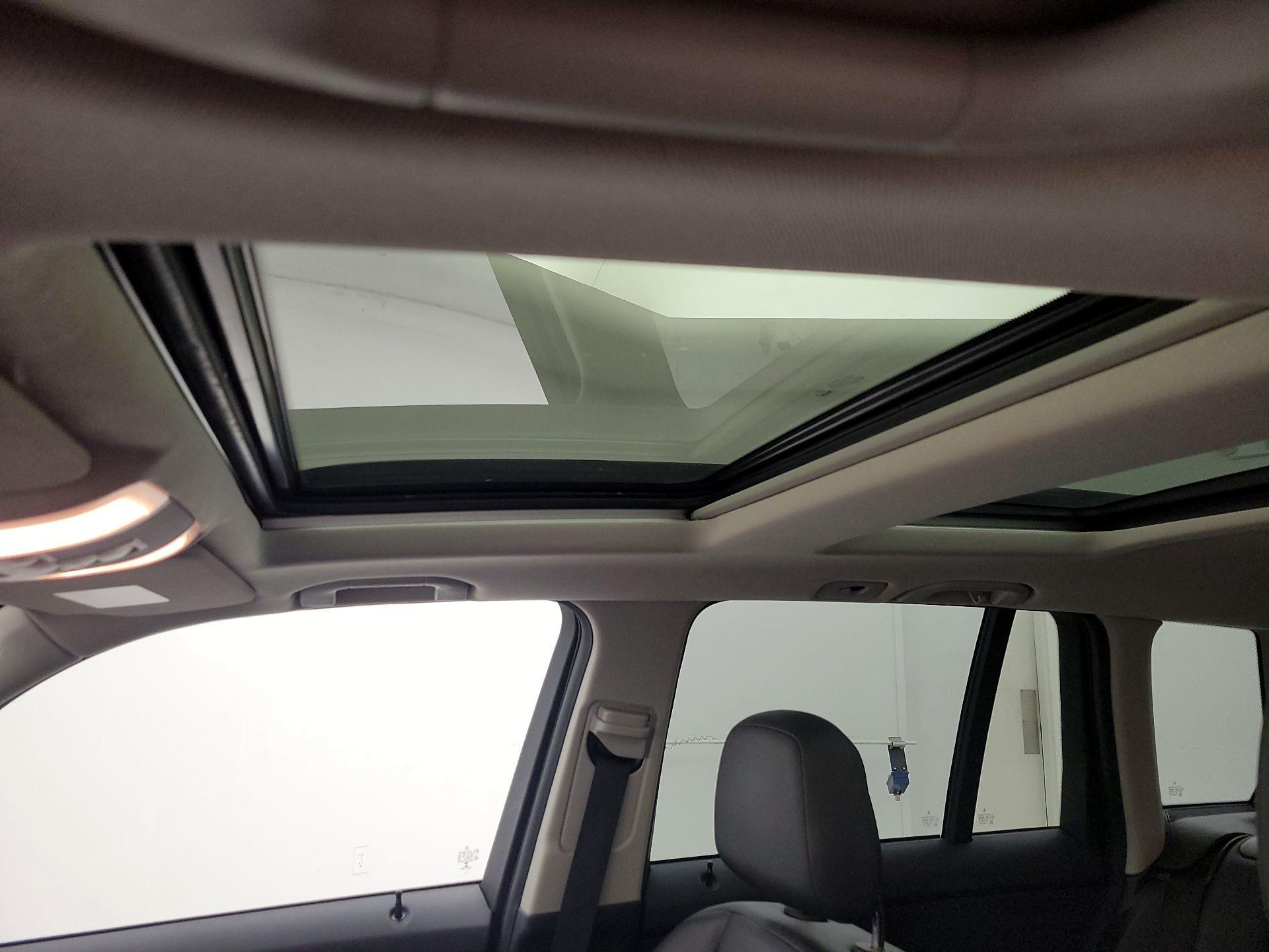 Thumbnail: 2015 Mercedes-Benz GLK - 19