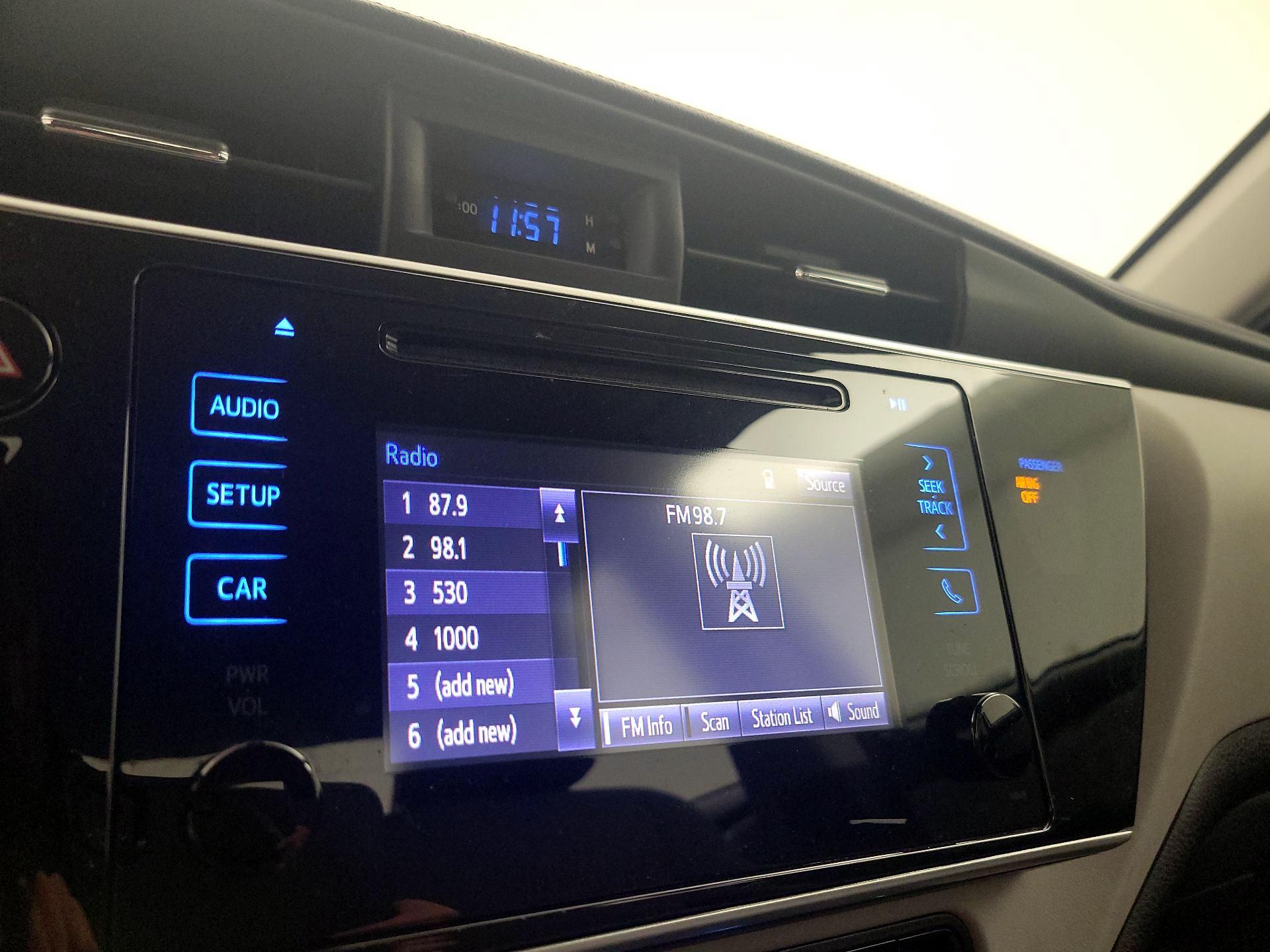 Thumbnail: 2019 Toyota Corolla - 15