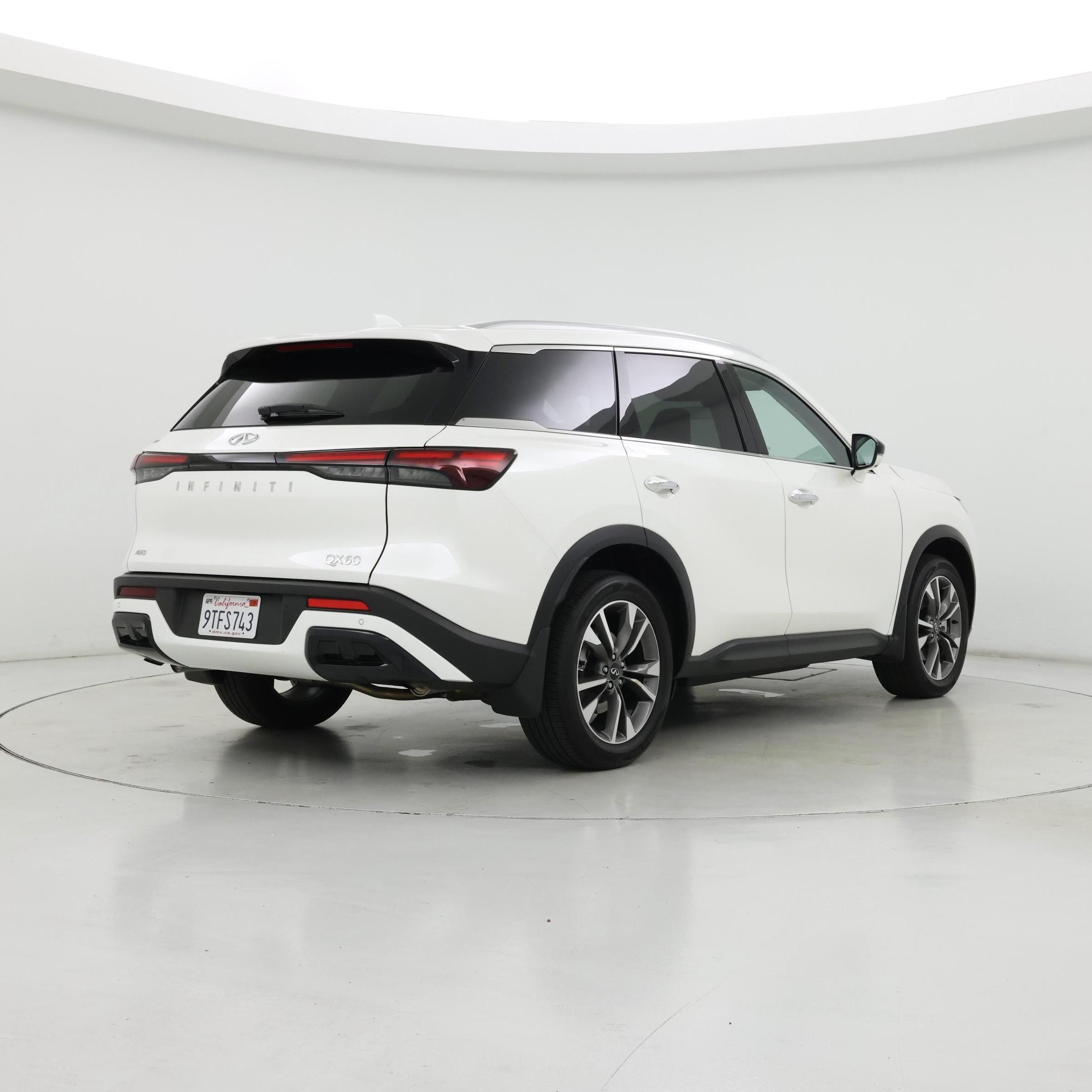 Thumbnail: 2025 INFINITI QX60 - 8