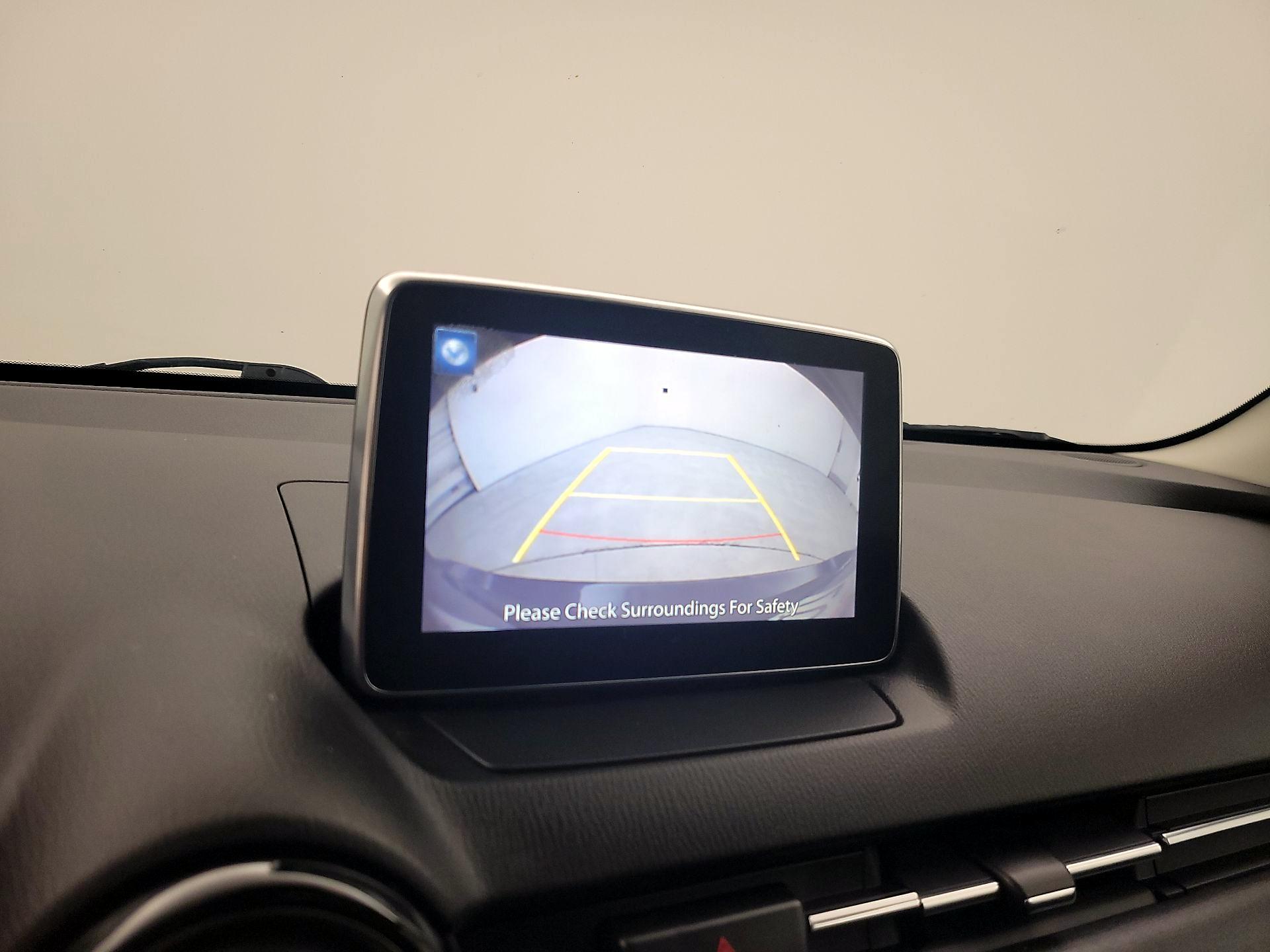 Thumbnail: 2017 Toyota Yaris iA - 14