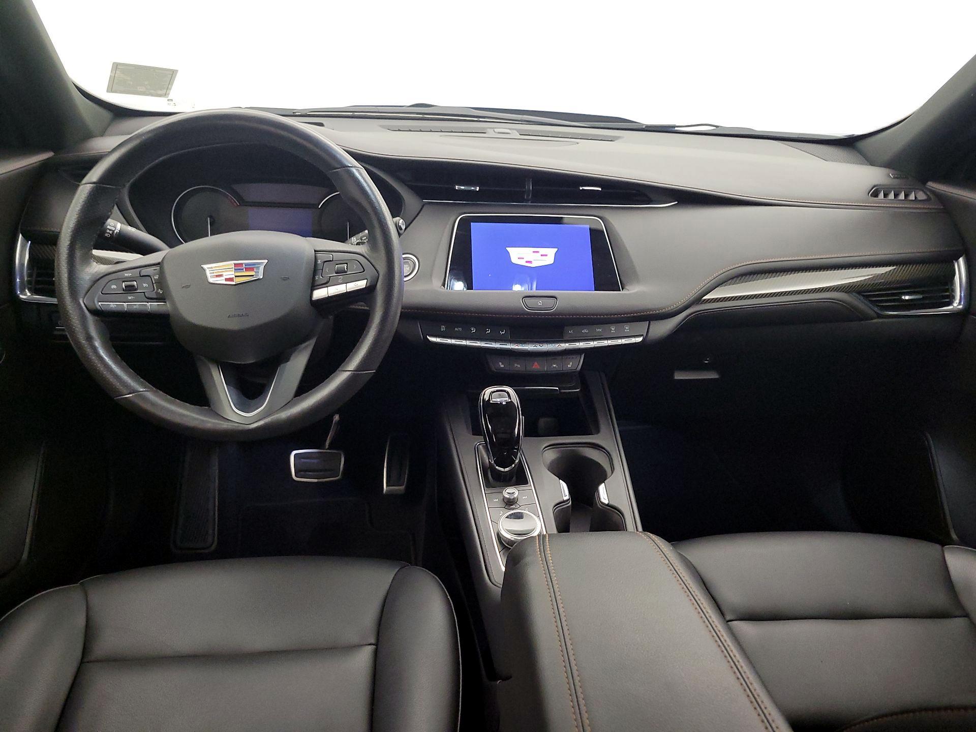 Thumbnail: 2023 Cadillac XT4 - 9