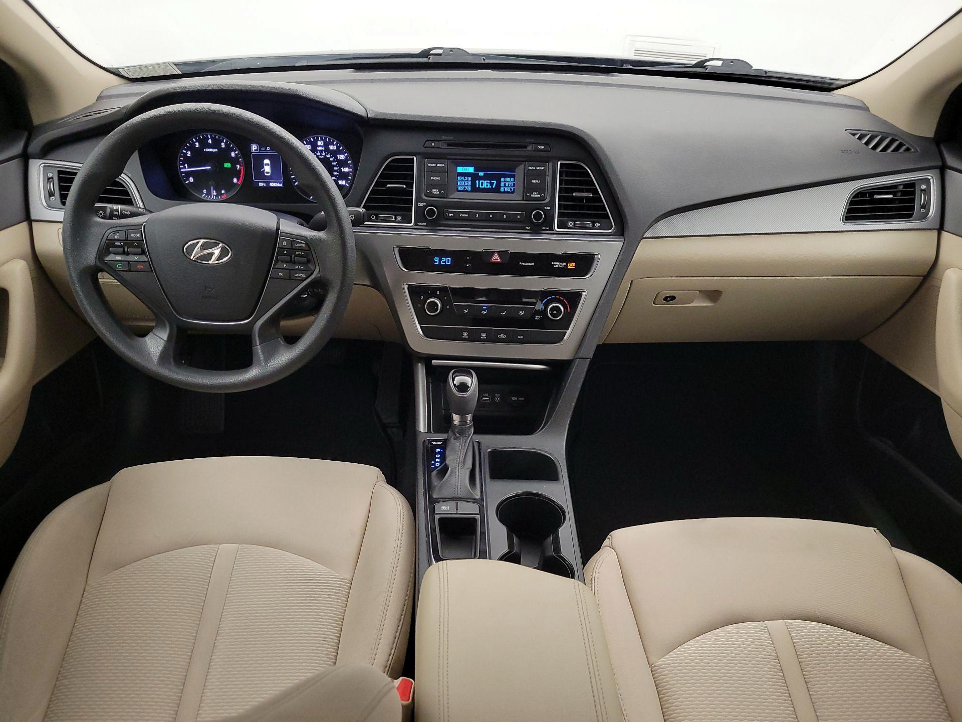 Thumbnail: 2015 Hyundai Sonata - 9