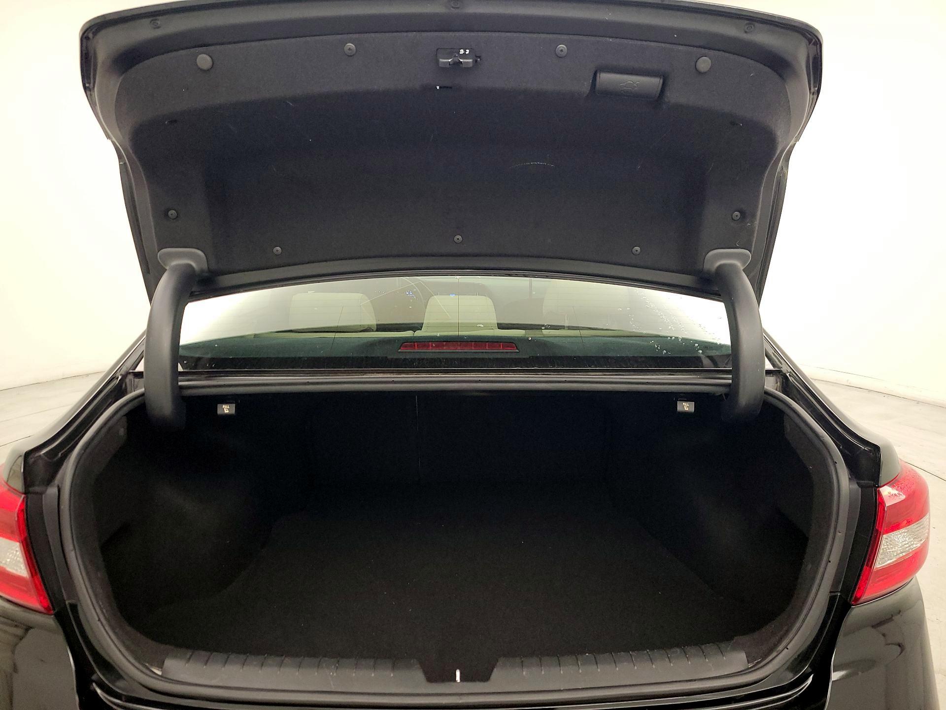 Thumbnail: 2015 Hyundai Sonata - 19