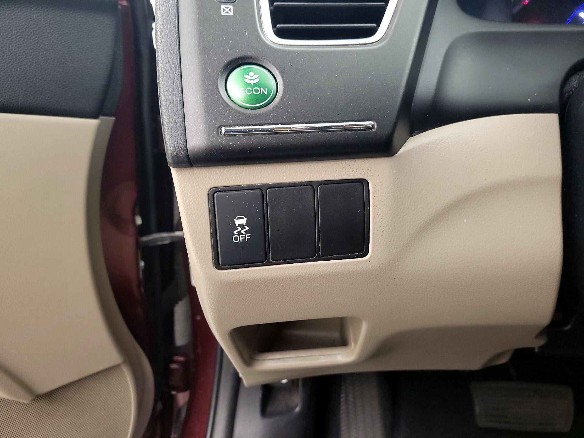 Thumbnail: 2015 Honda Civic - 13