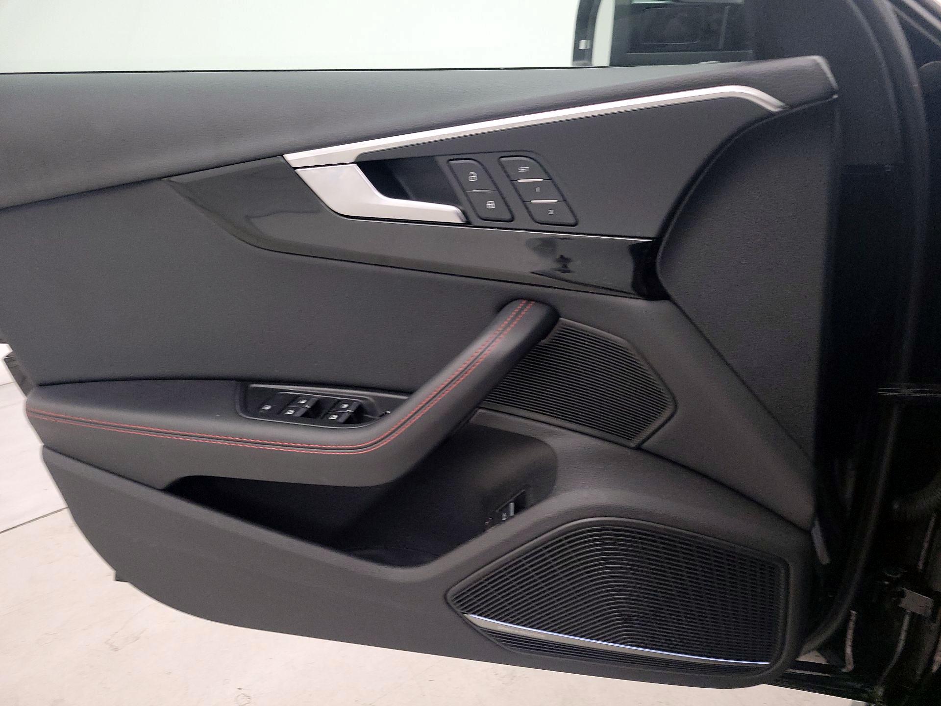 Thumbnail: 2018 Audi A4 - 12