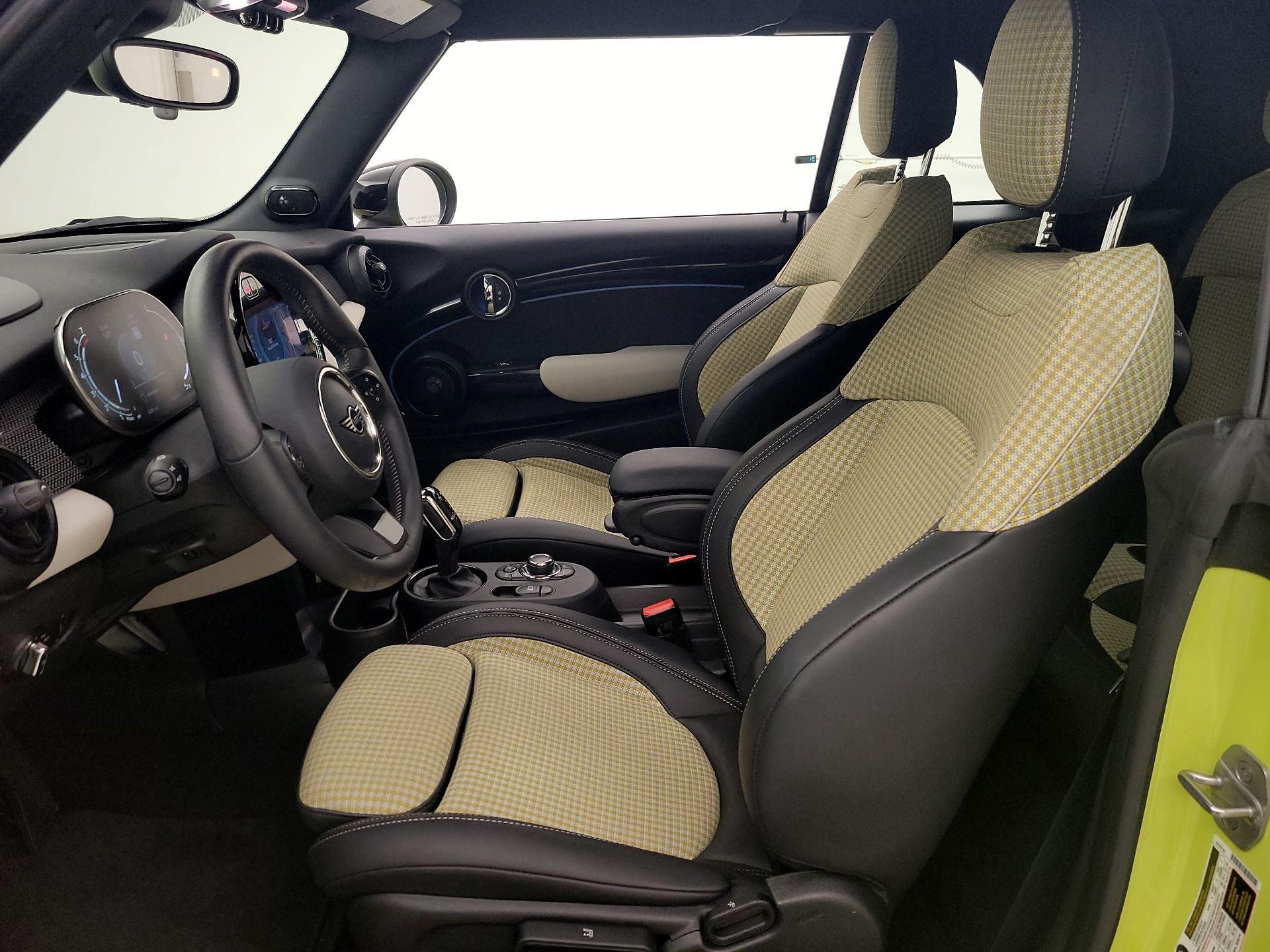 Thumbnail: 2022 MINI Cooper - 11