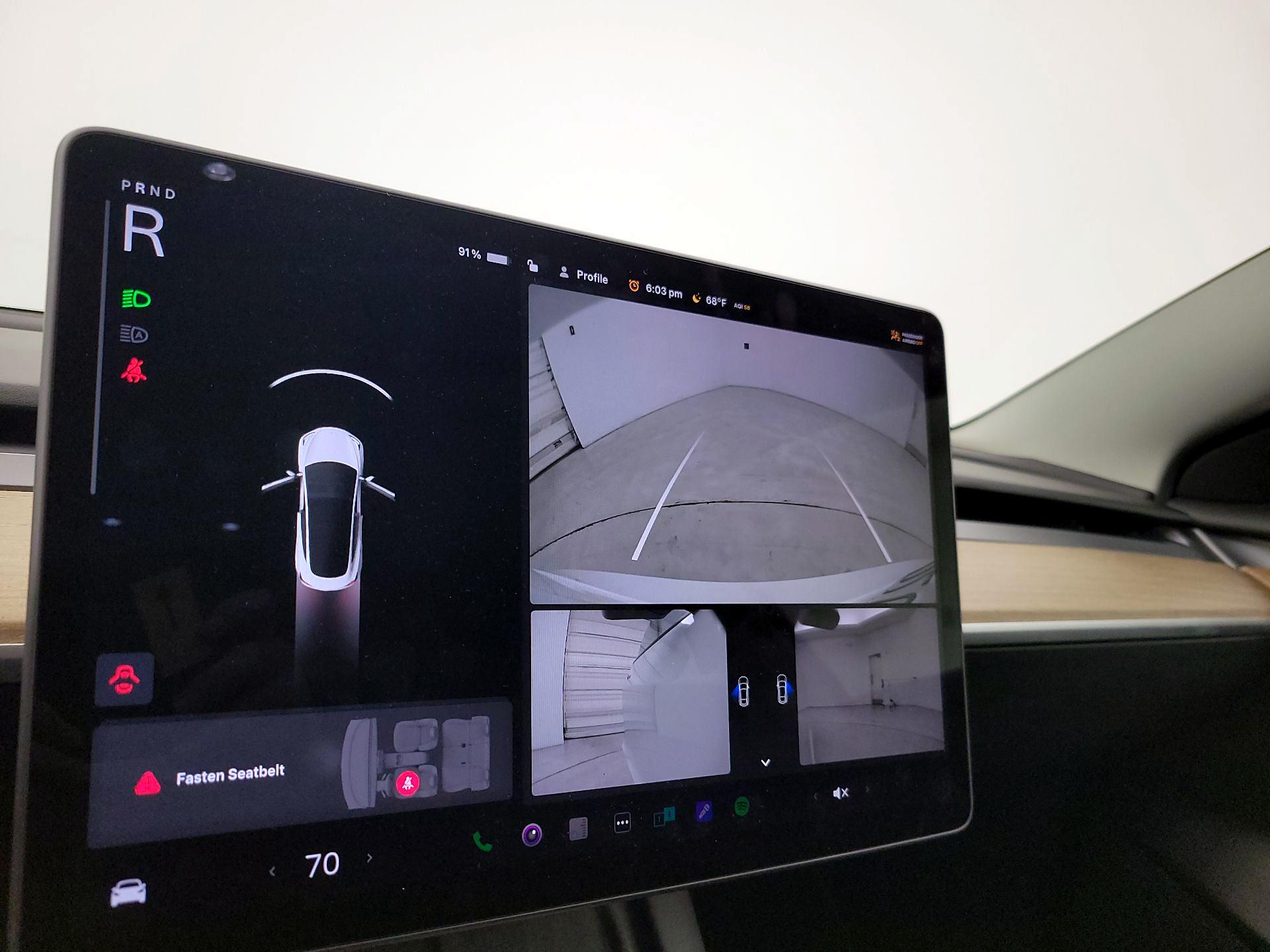 Thumbnail: 2022 Tesla Model 3 - 14