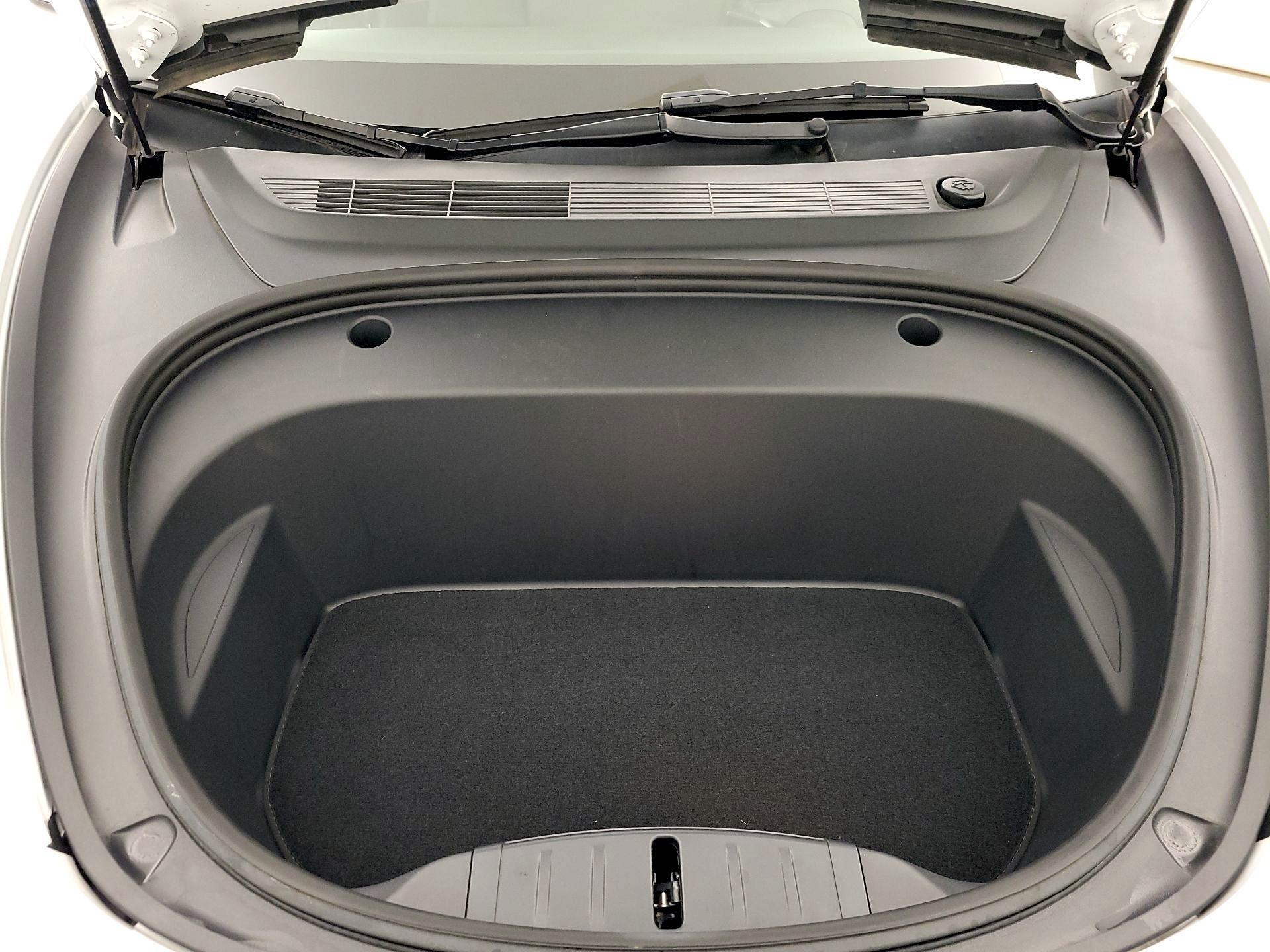 Thumbnail: 2022 Tesla Model 3 - 20