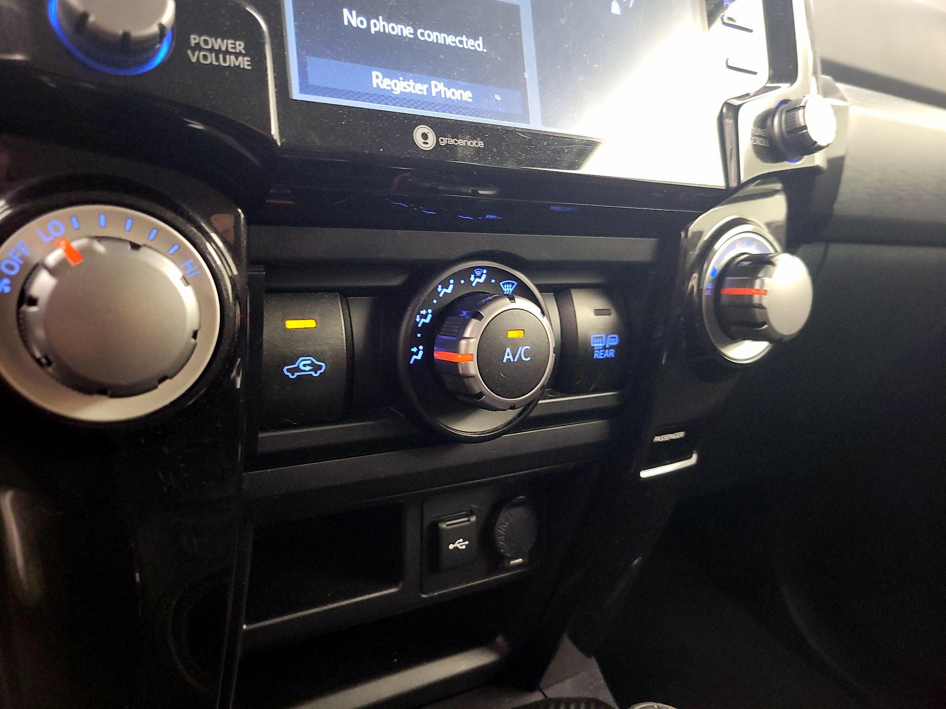 Thumbnail: 2024 Toyota 4Runner - 16