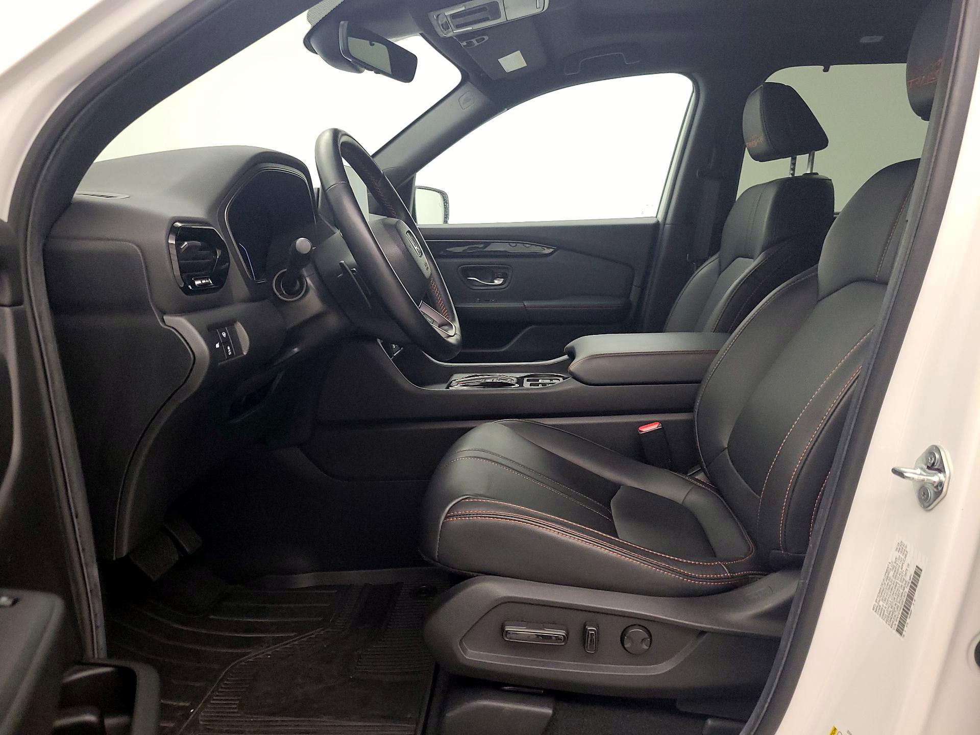 Thumbnail: 2025 Honda Pilot - 11