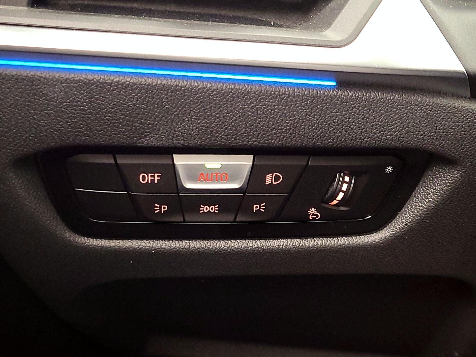 Thumbnail: 2023 BMW i4 - 13