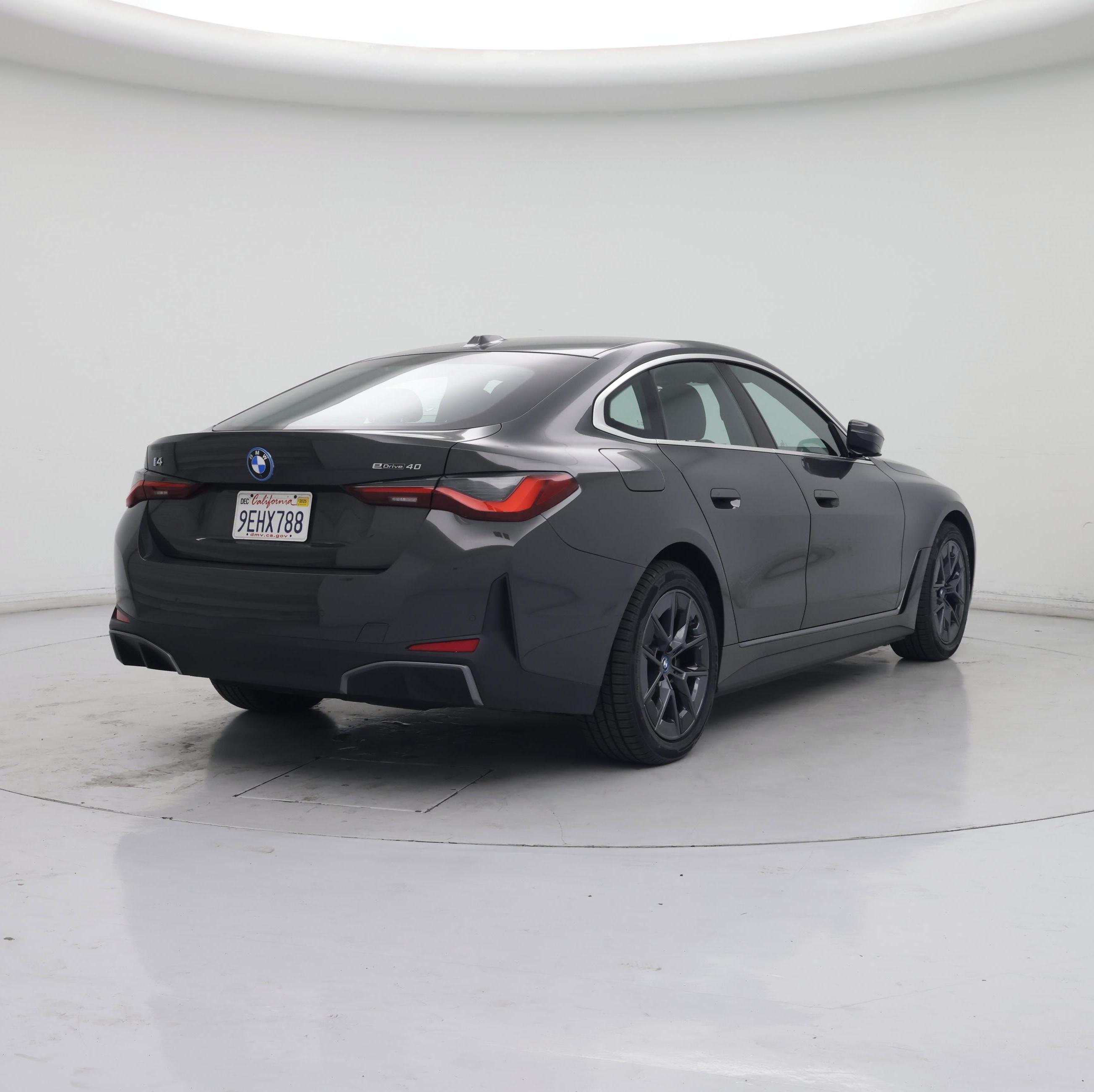 Thumbnail: 2023 BMW i4 - 8