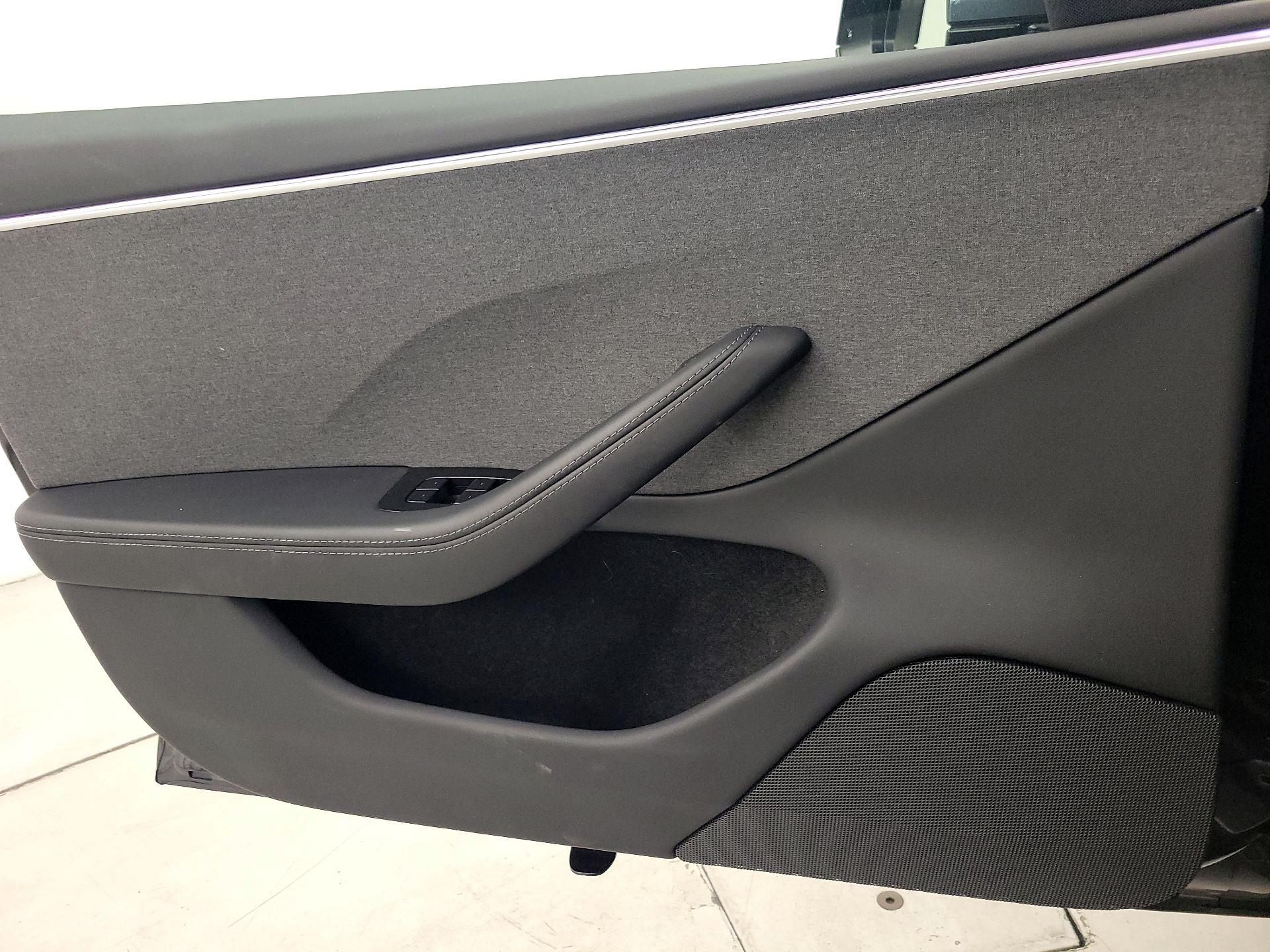 Thumbnail: 2024 Tesla Model 3 - 12