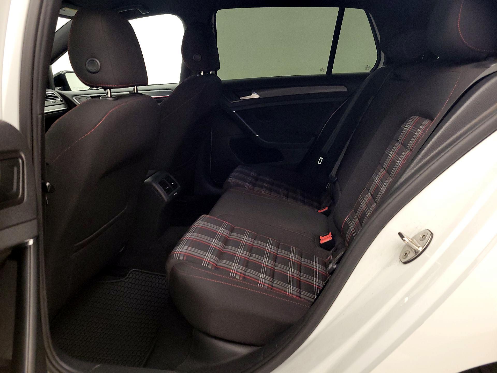 Thumbnail: 2021 Volkswagen Golf - 19