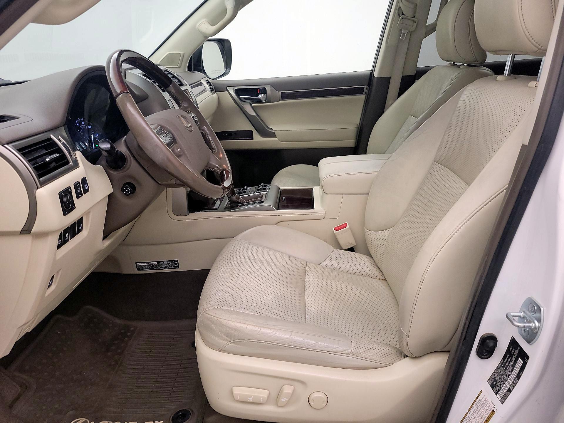 Thumbnail: 2017 Lexus GX - 11