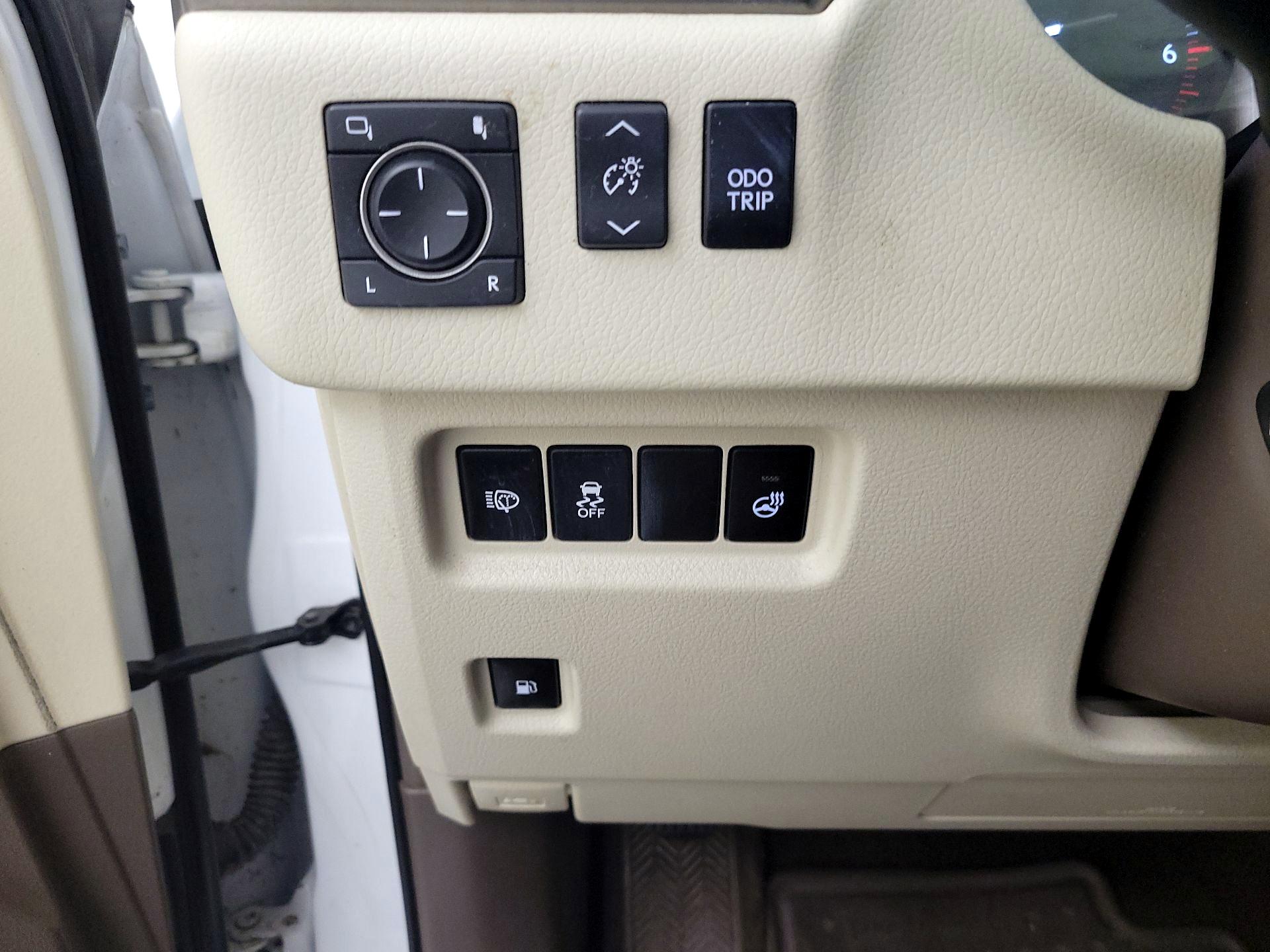 Thumbnail: 2017 Lexus GX - 13