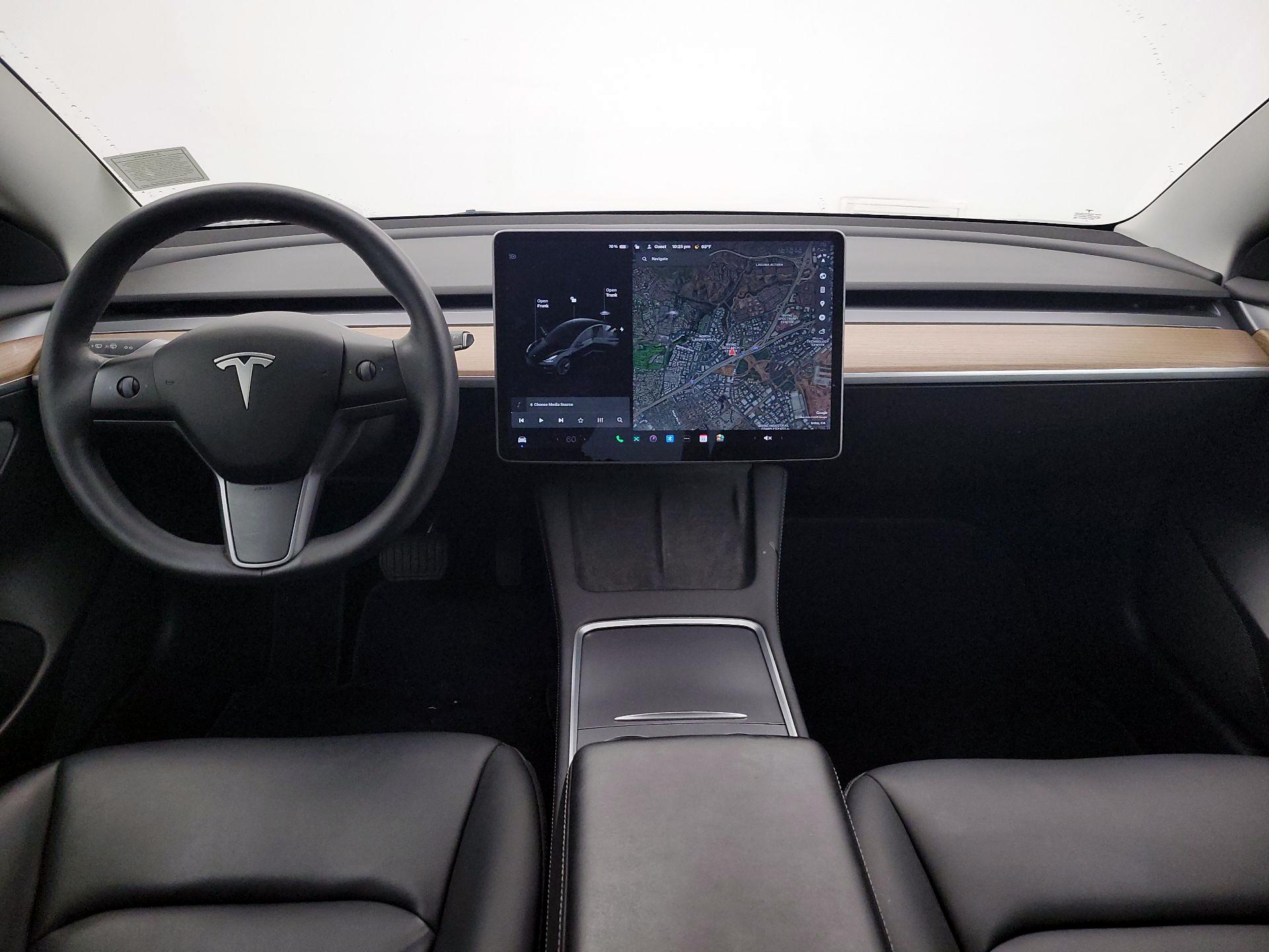 Thumbnail: 2022 Tesla Model 3 - 9