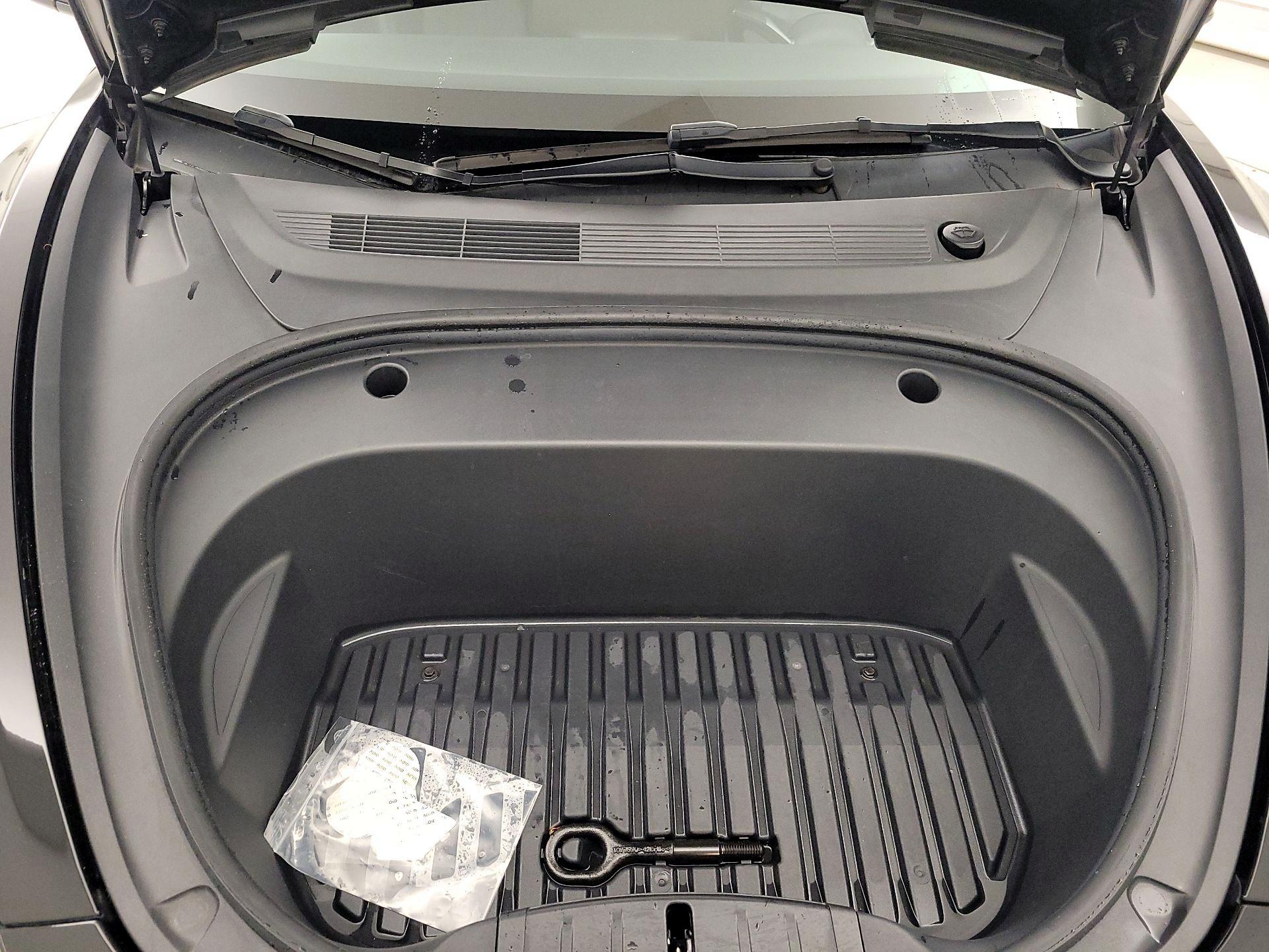 Thumbnail: 2022 Tesla Model 3 - 20