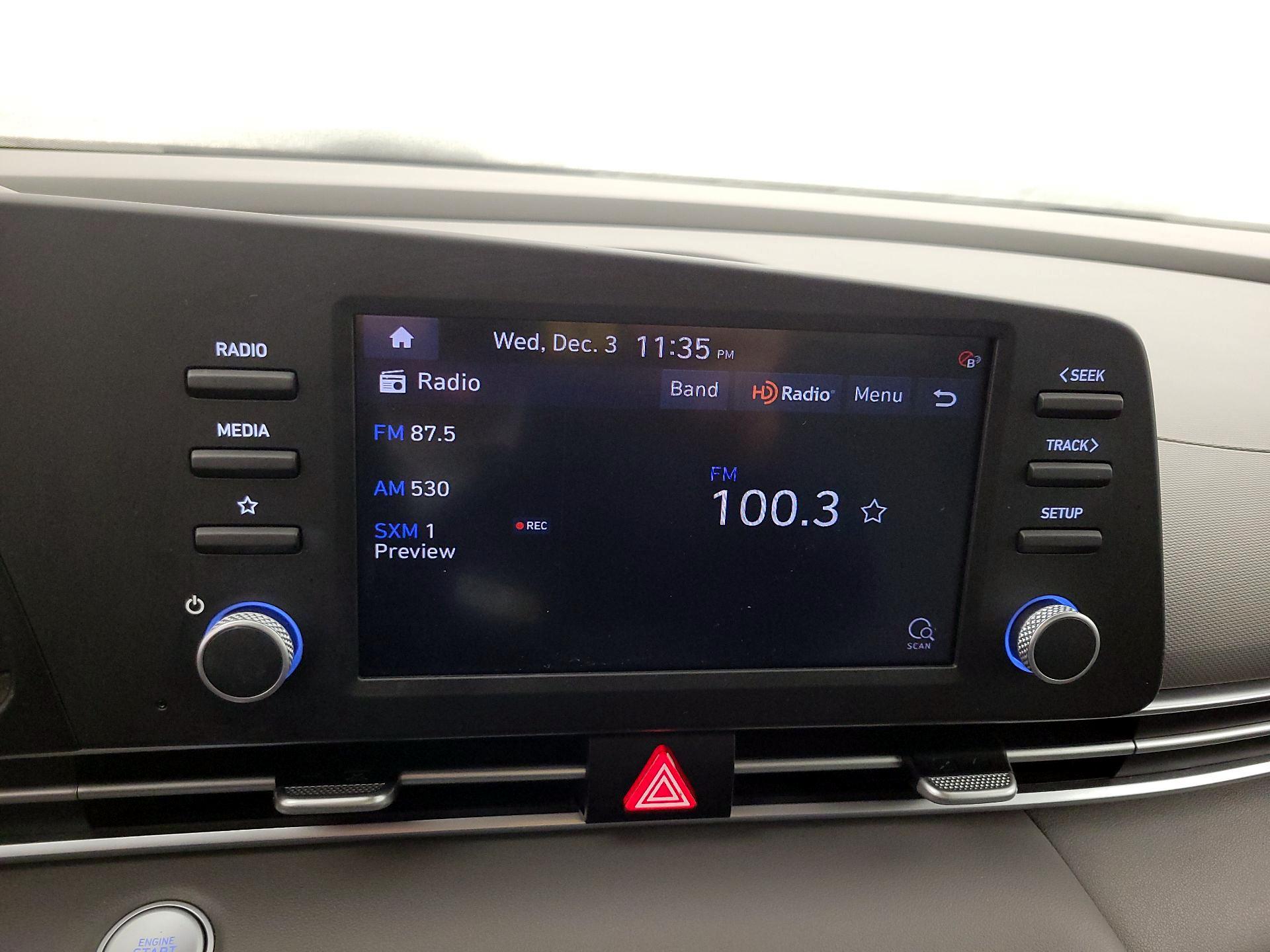 Thumbnail: 2022 Hyundai Elantra - 15