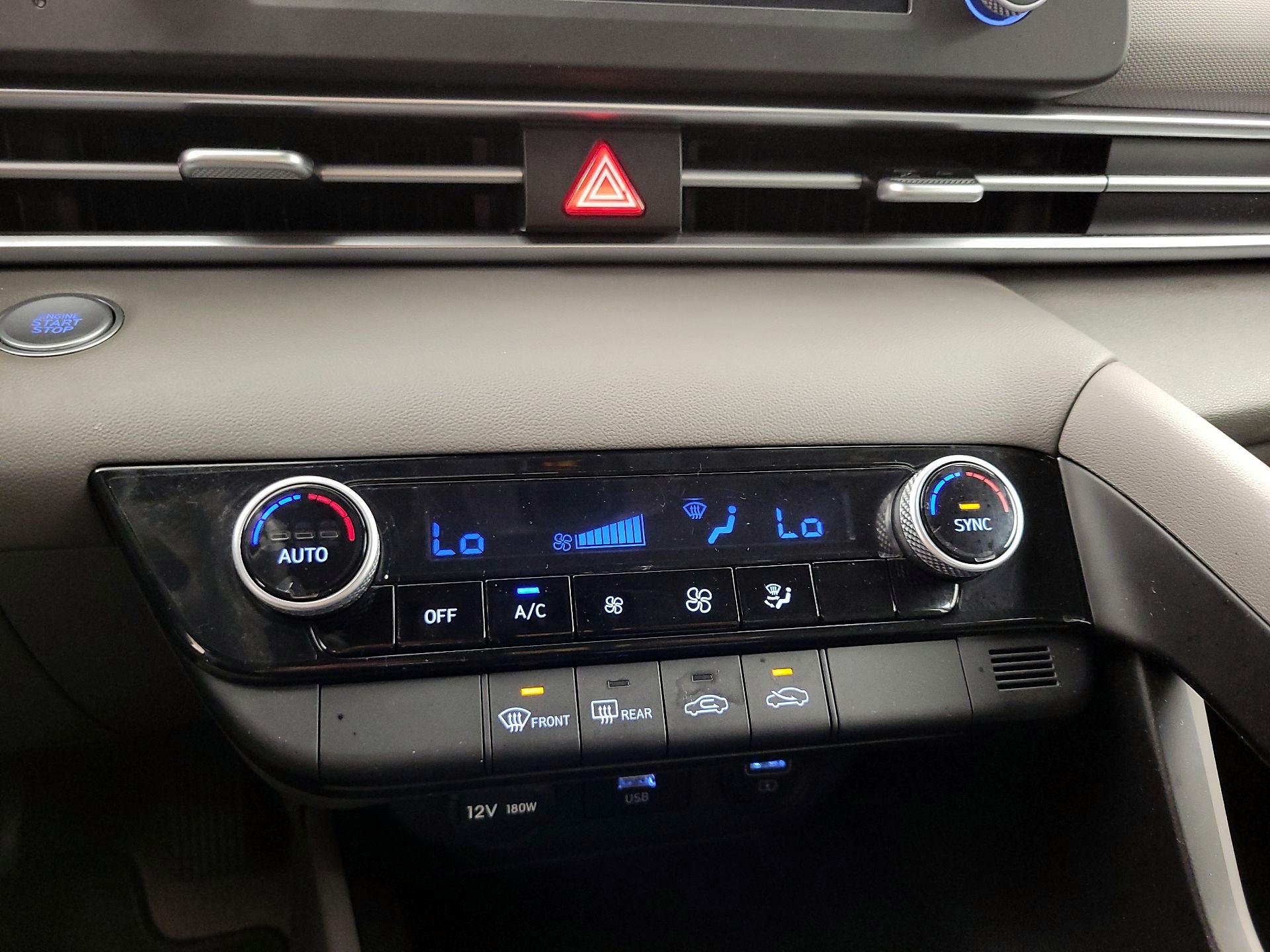 Thumbnail: 2022 Hyundai Elantra - 16