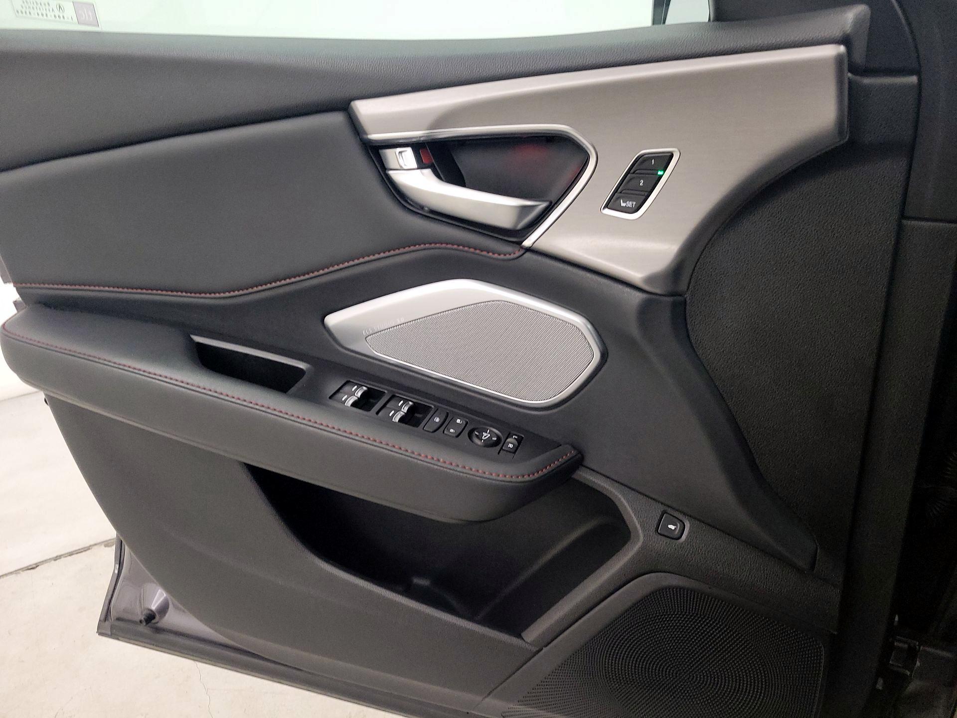 Thumbnail: 2021 Acura RDX - 12