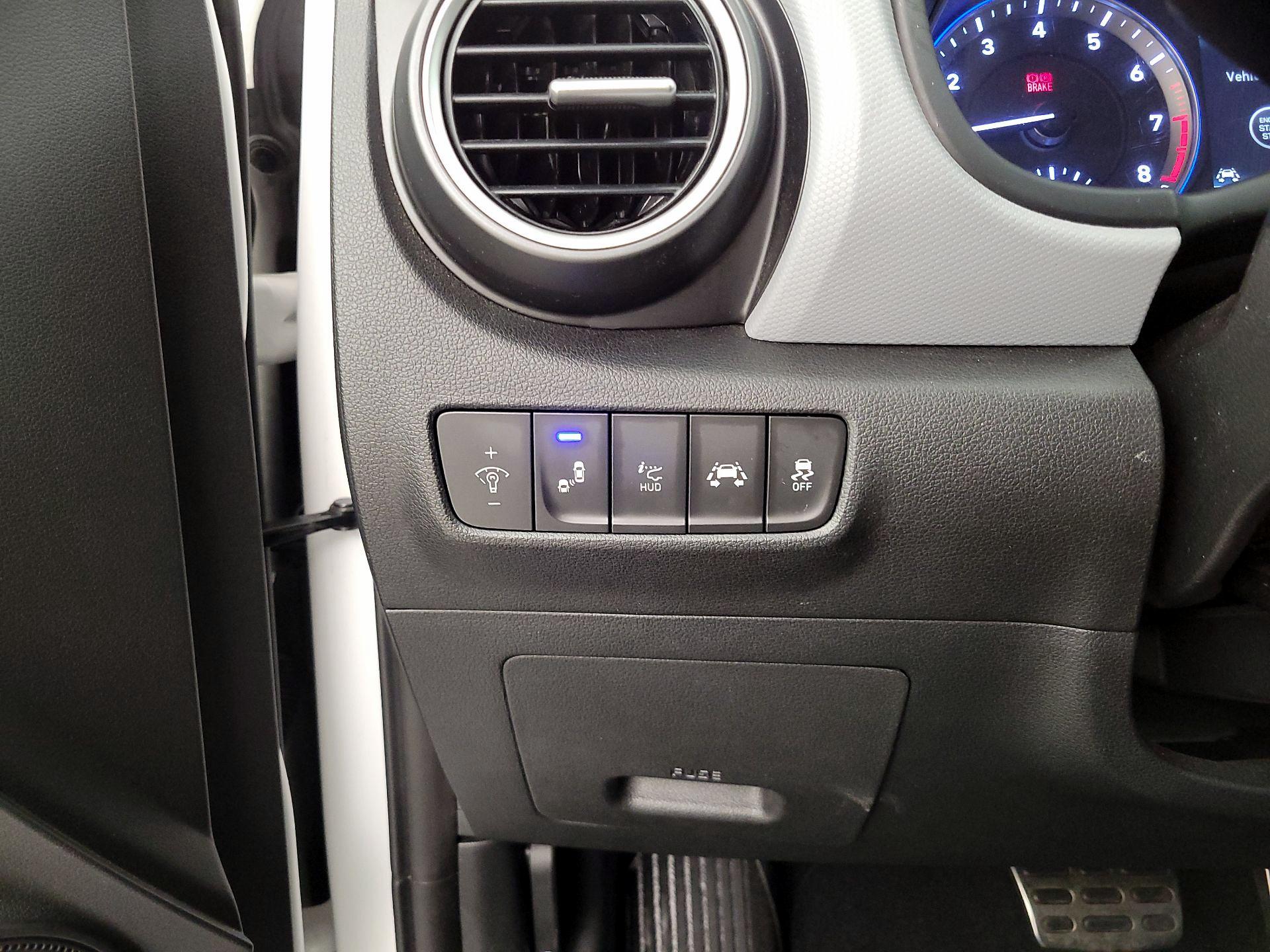 Thumbnail: 2021 Hyundai Kona - 13