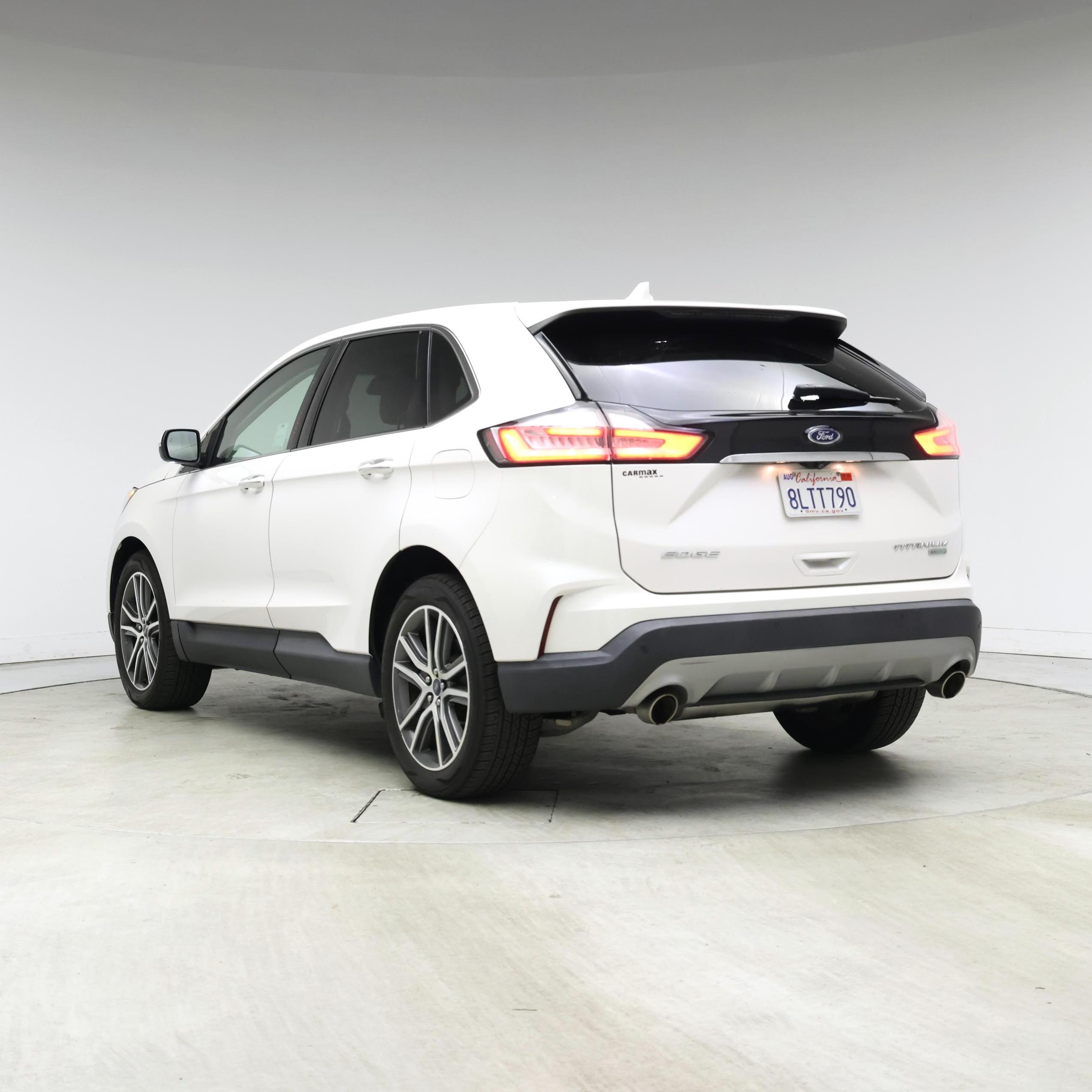 Thumbnail: 2019 Ford Edge - 2