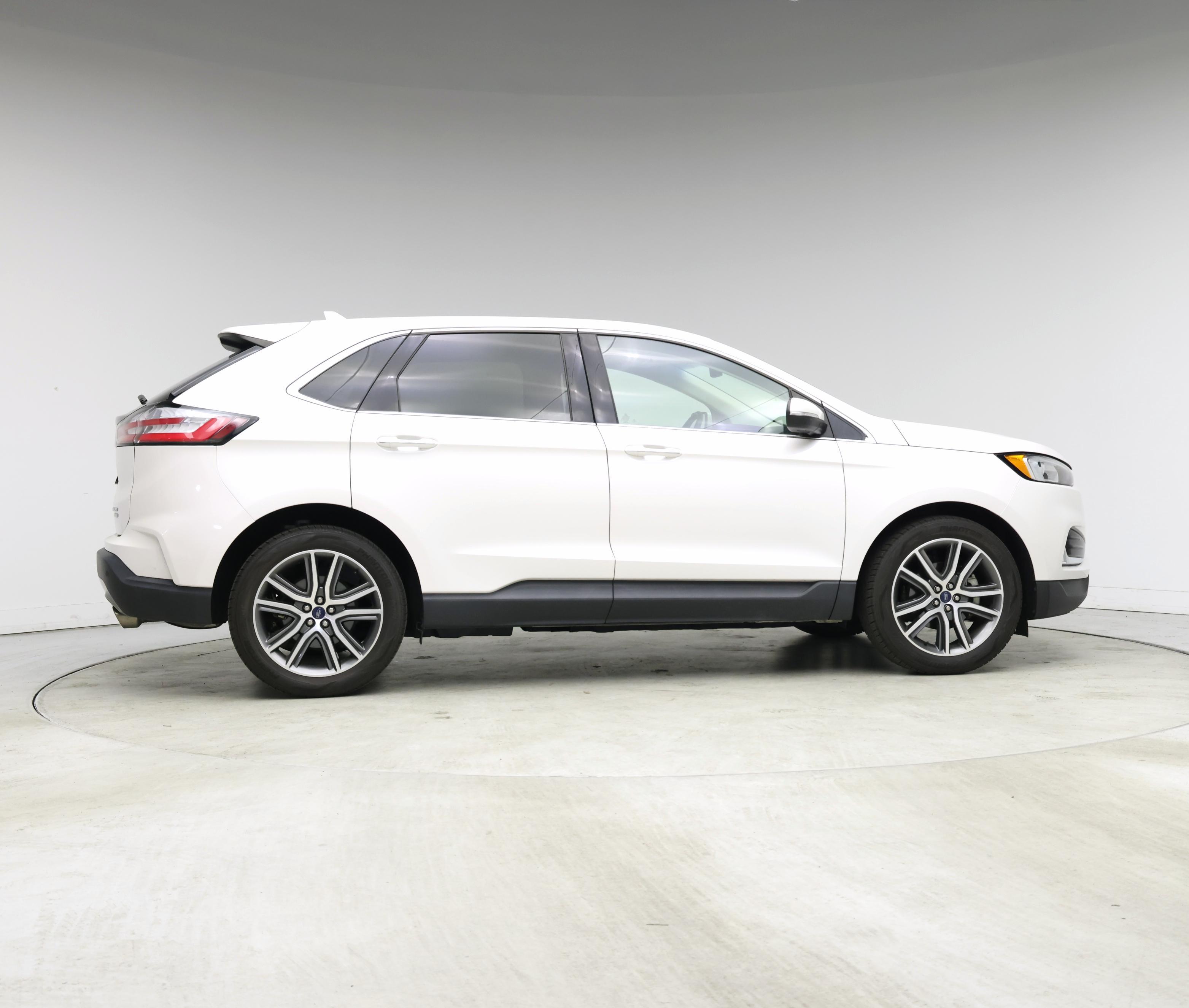 Thumbnail: 2019 Ford Edge - 7