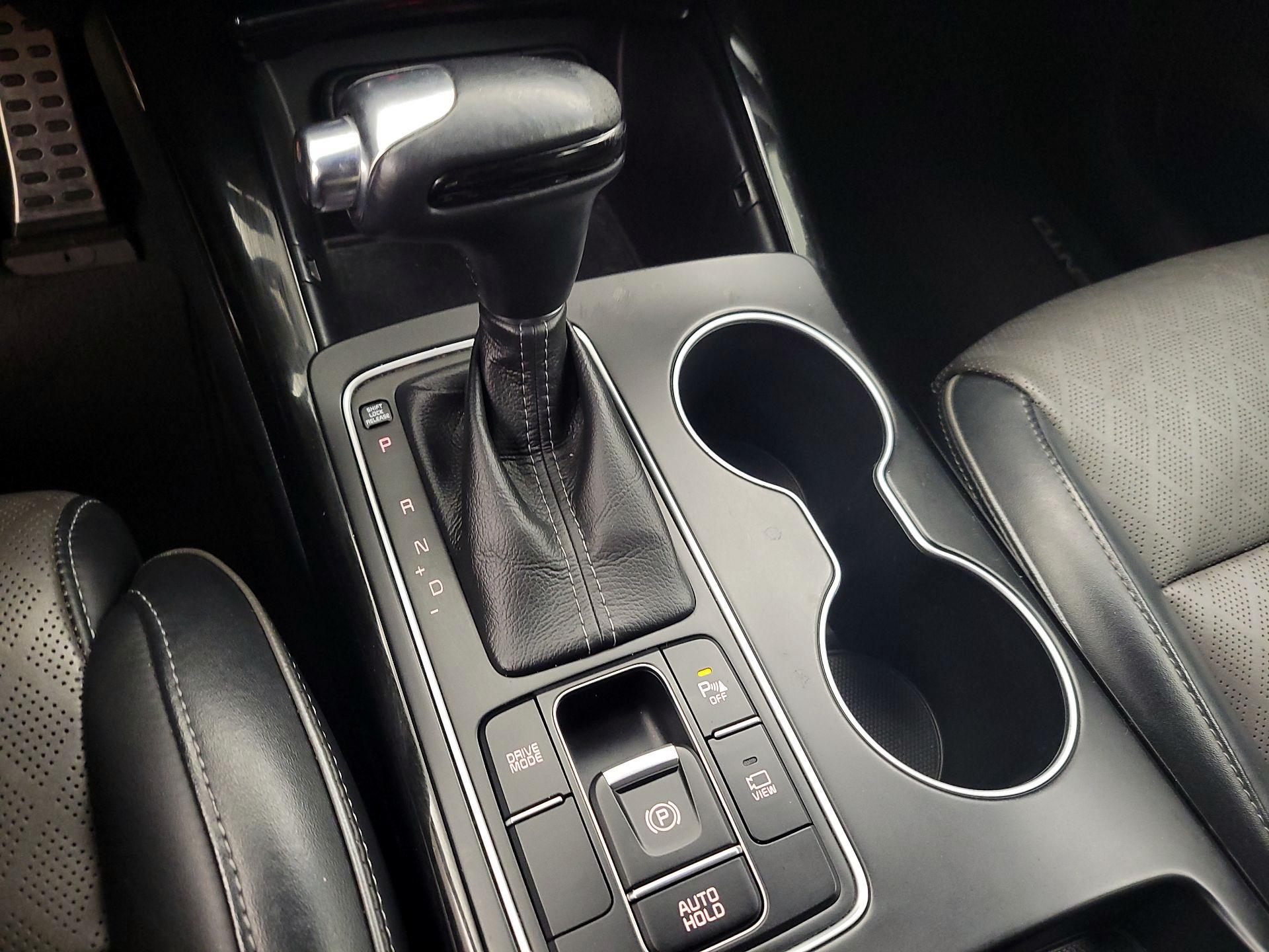 Thumbnail: 2016 Kia Sorento - 18