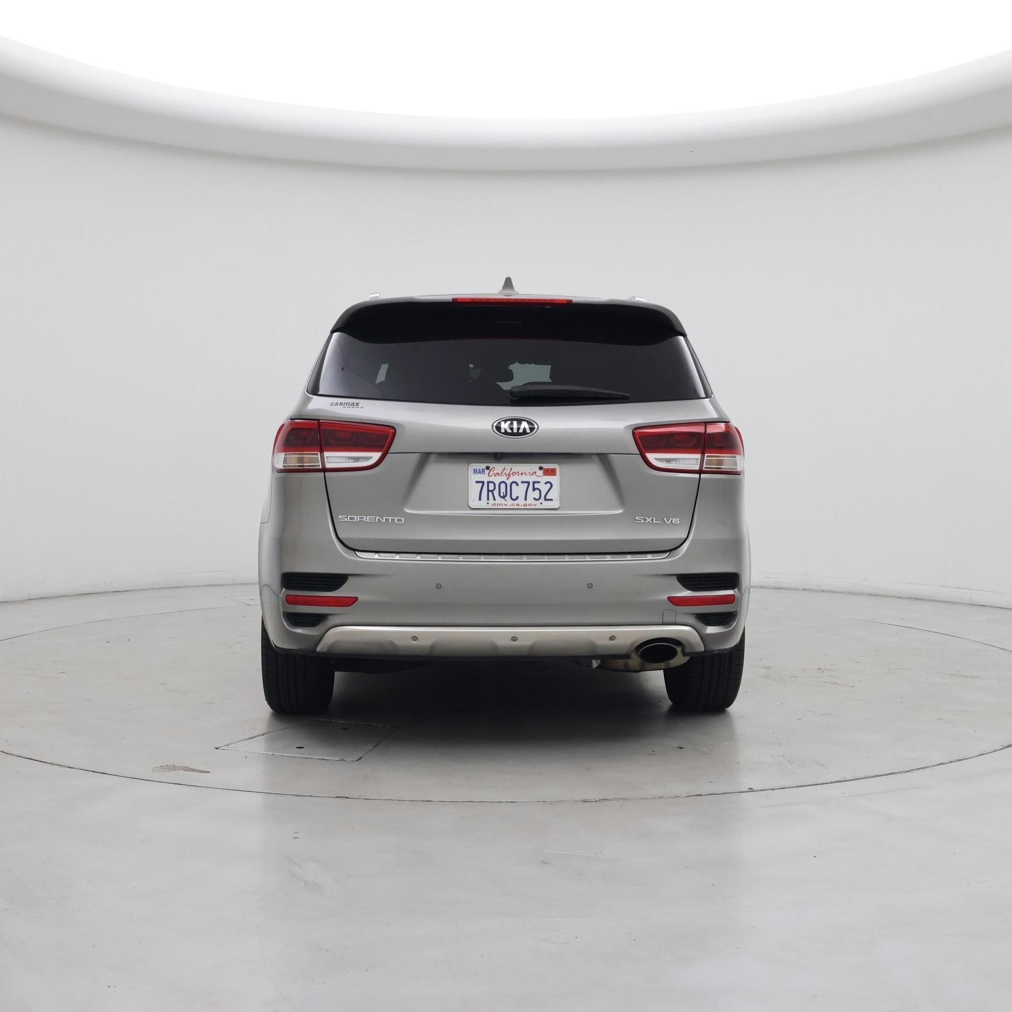 Thumbnail: 2016 Kia Sorento - 6