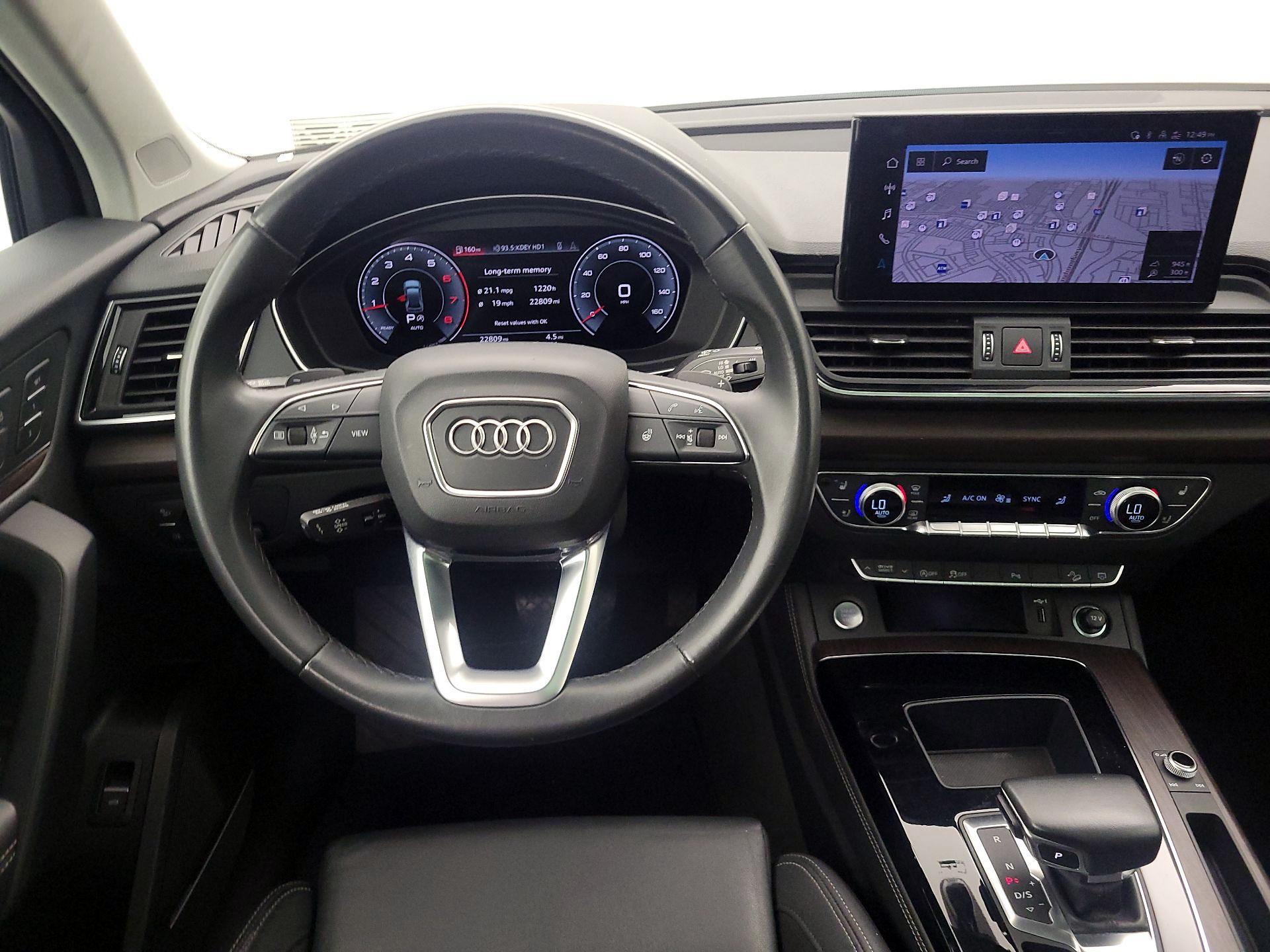 Thumbnail: 2023 Audi Q5 - 10