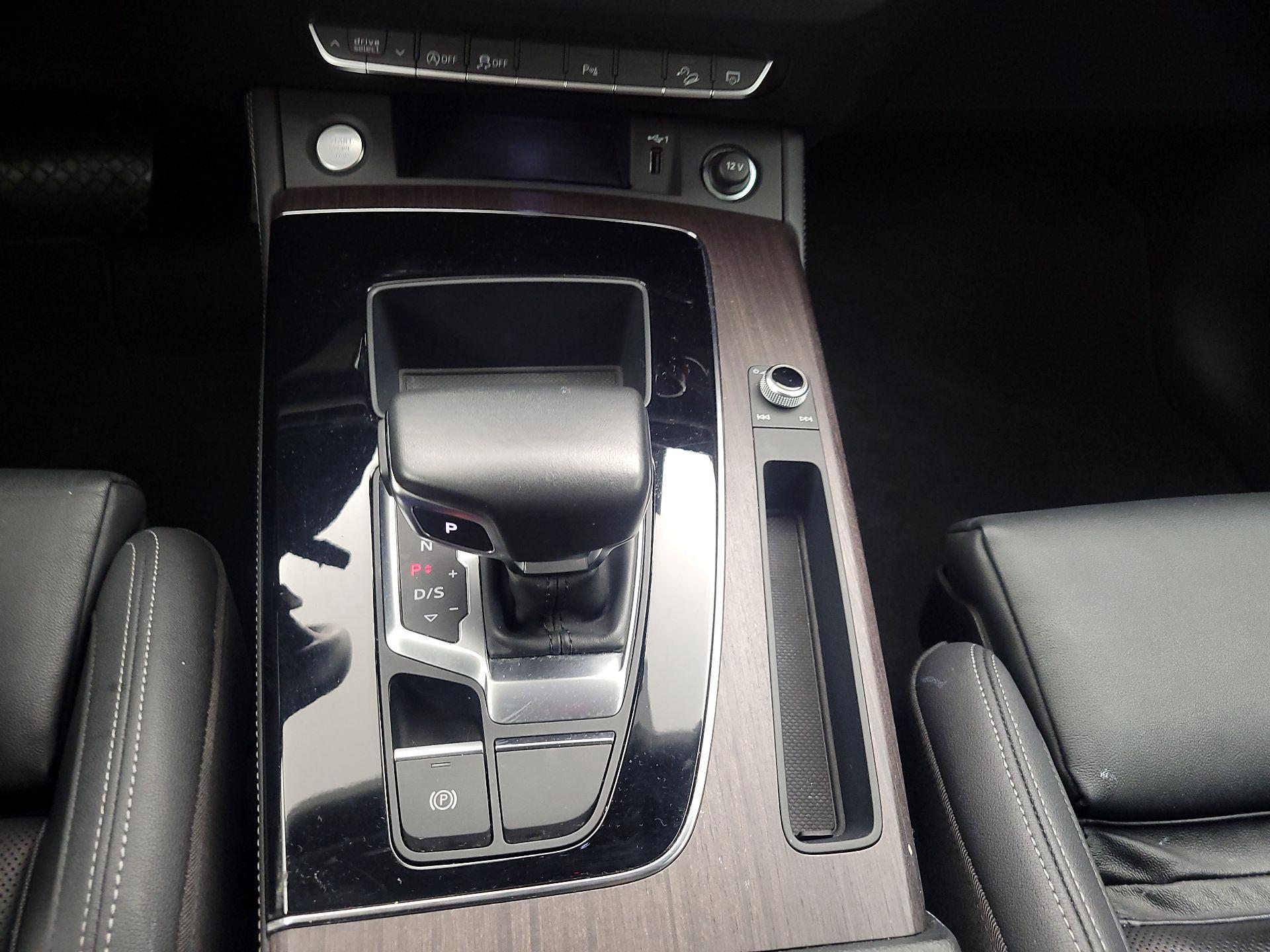 Thumbnail: 2023 Audi Q5 - 18