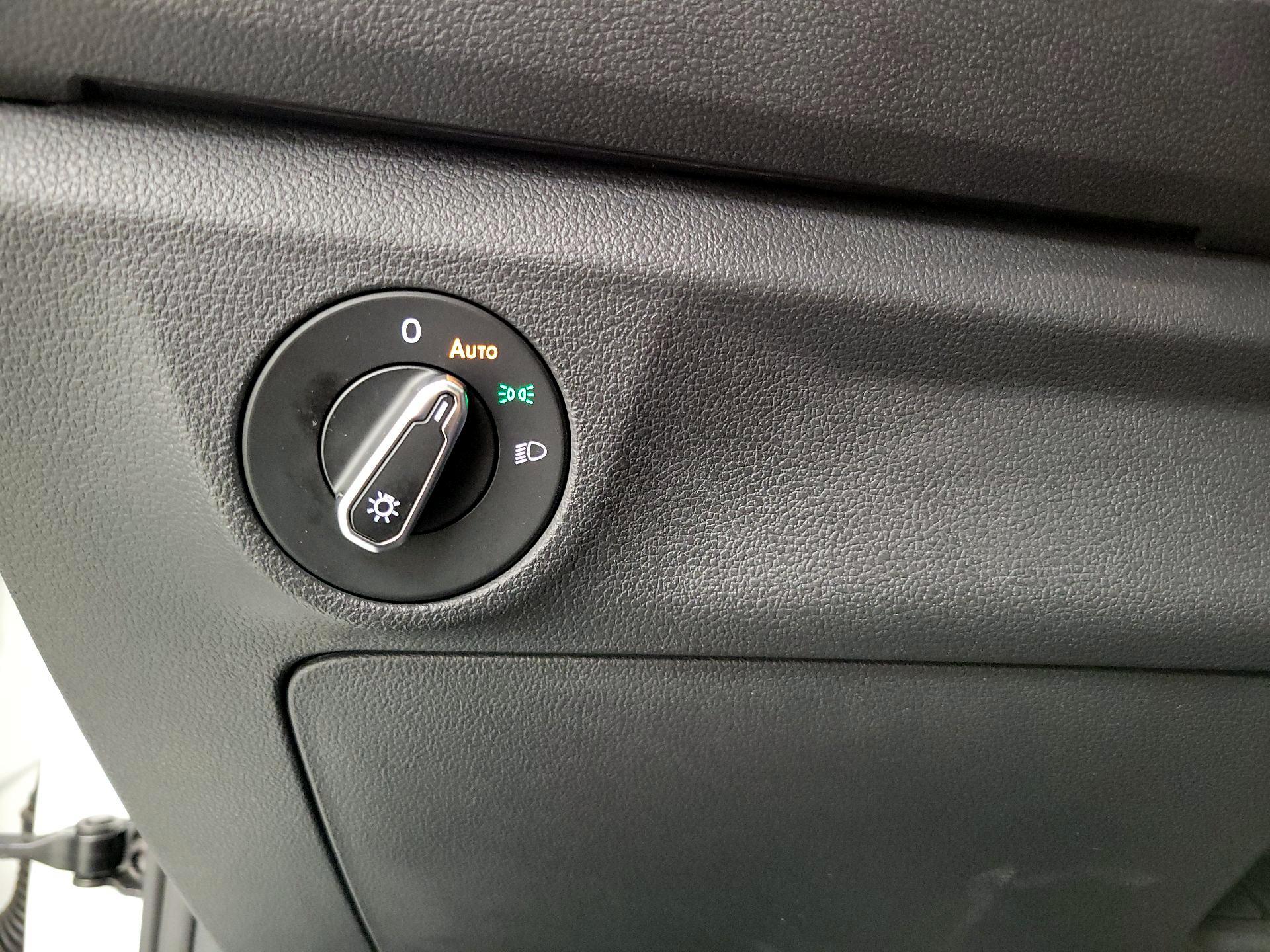 Thumbnail: 2023 Volkswagen Jetta - 13